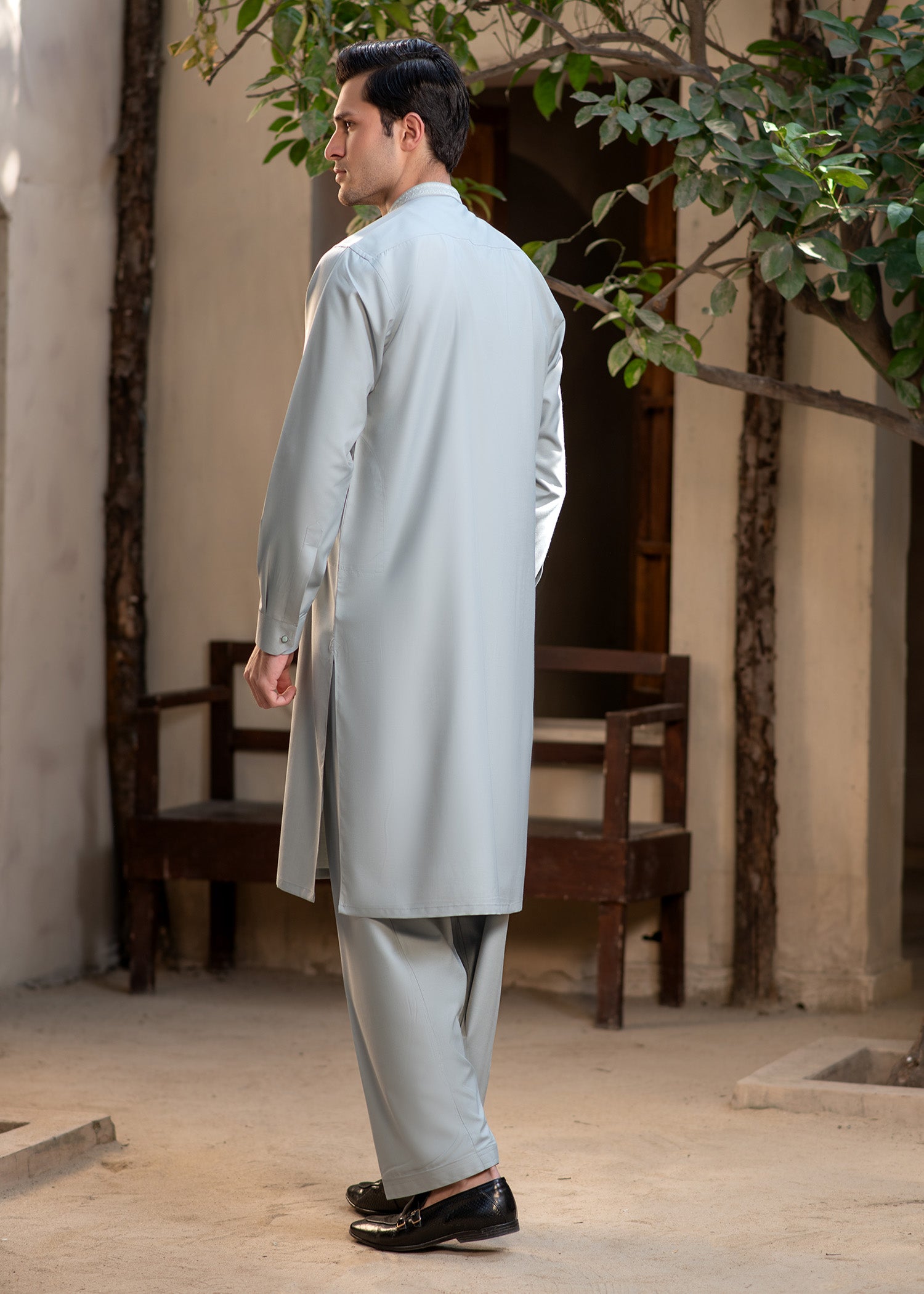 wash & wear Shalwar Kameez in Pastel green