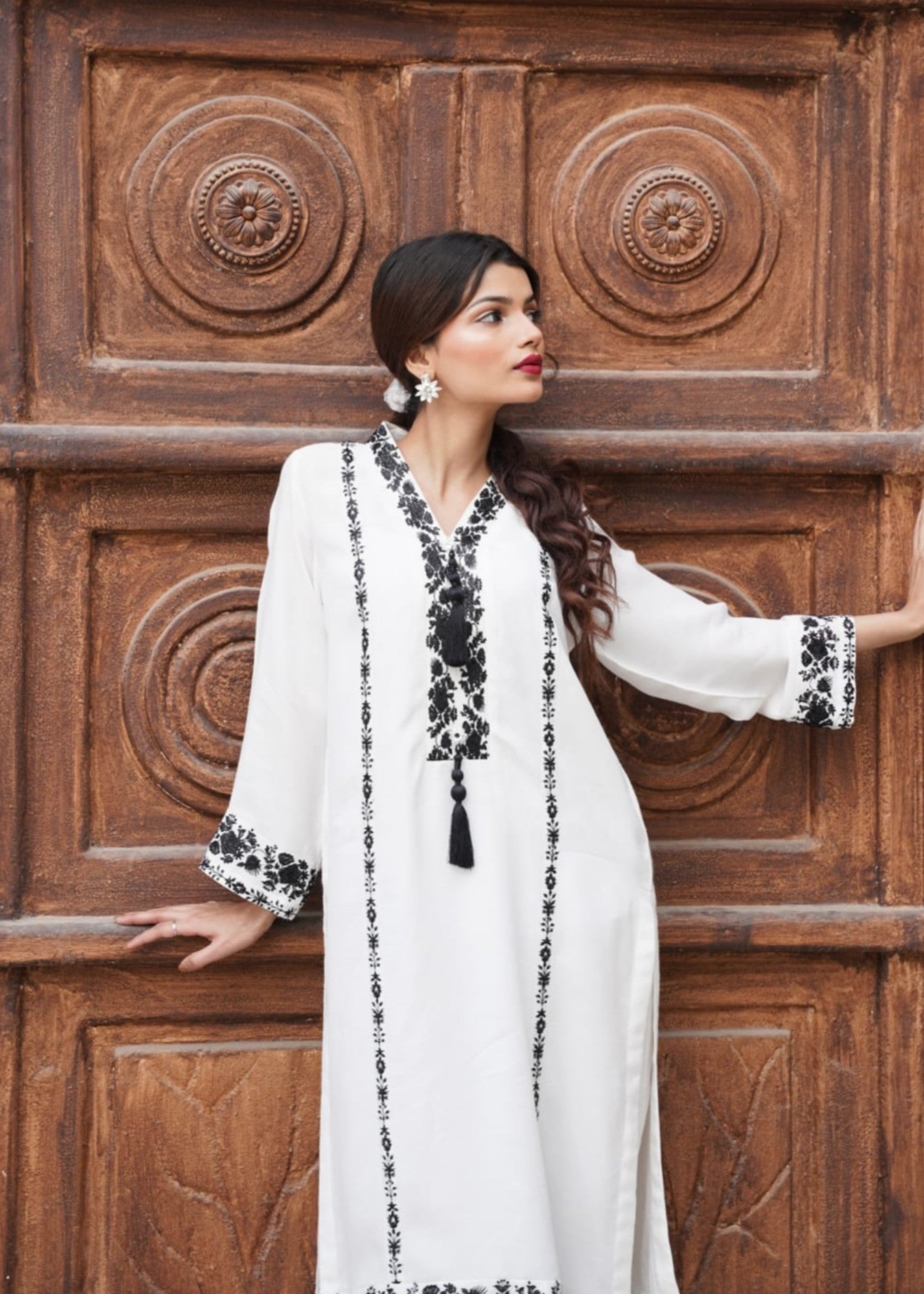 grip Kurta Set in Off-white