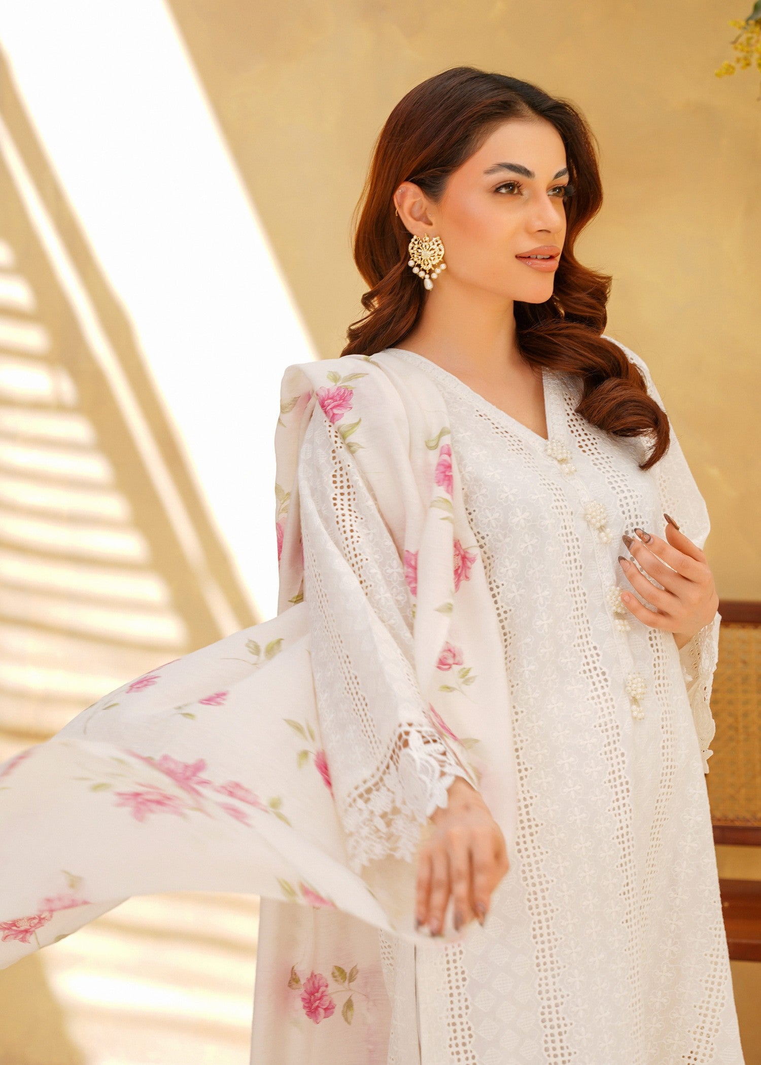 chikankari cotton Kurta Set in White