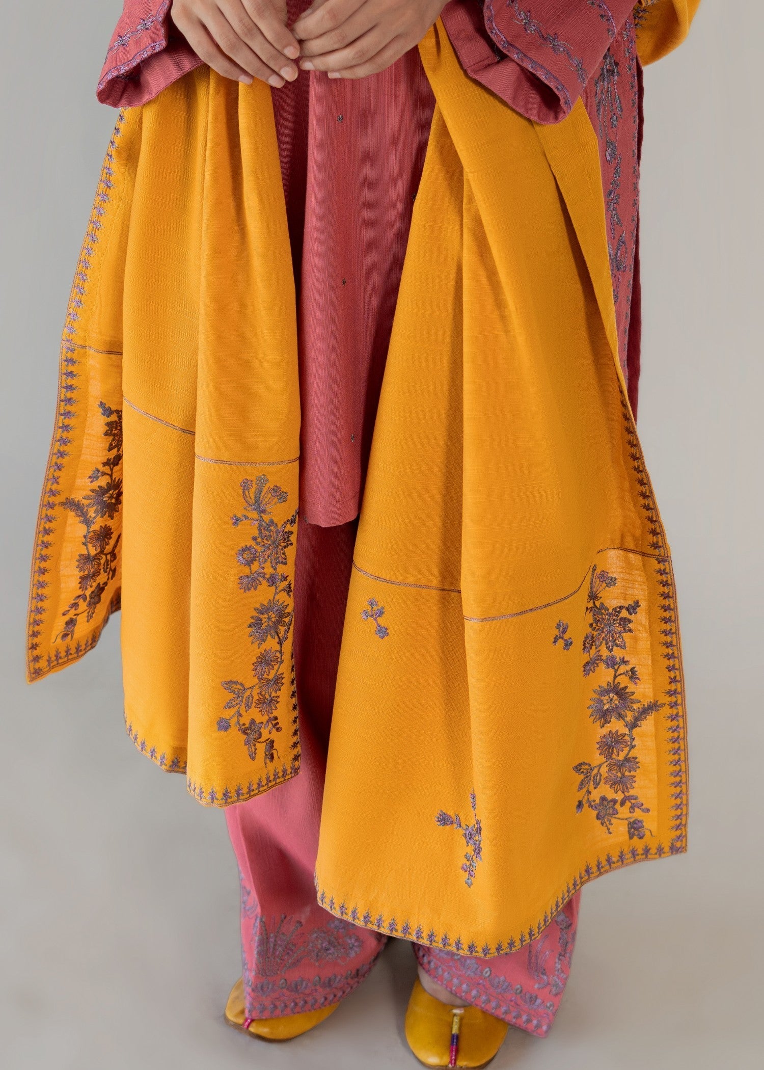 slub khaddar Kurta Set in Pink