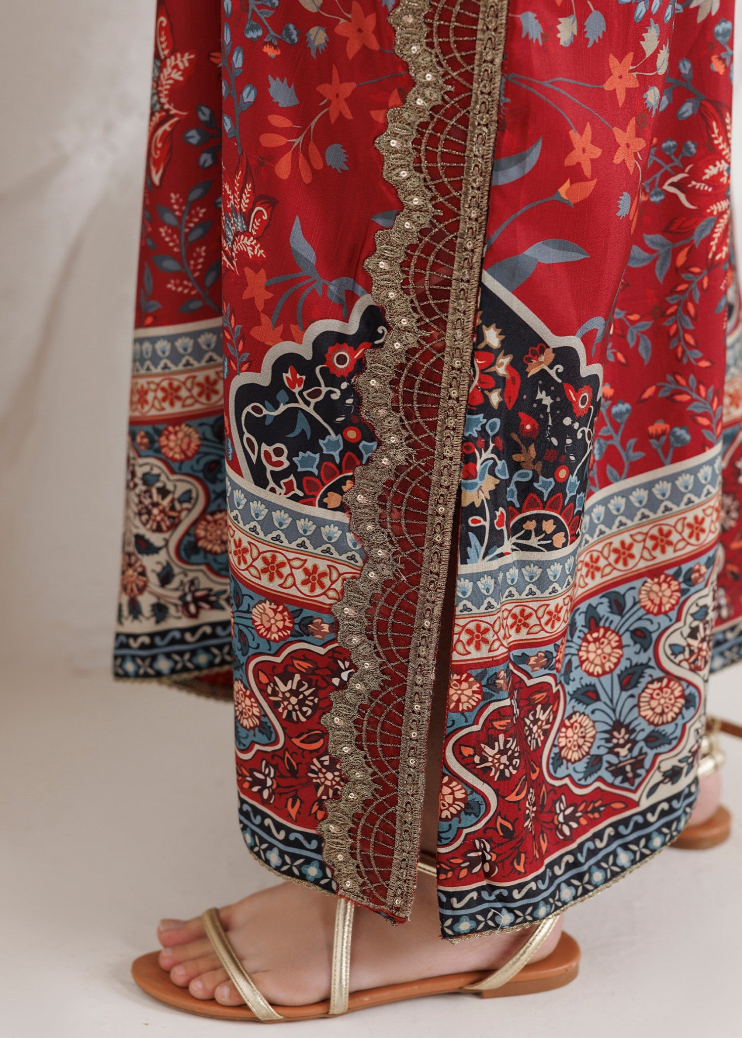 raw silk Kaftan in Maroon