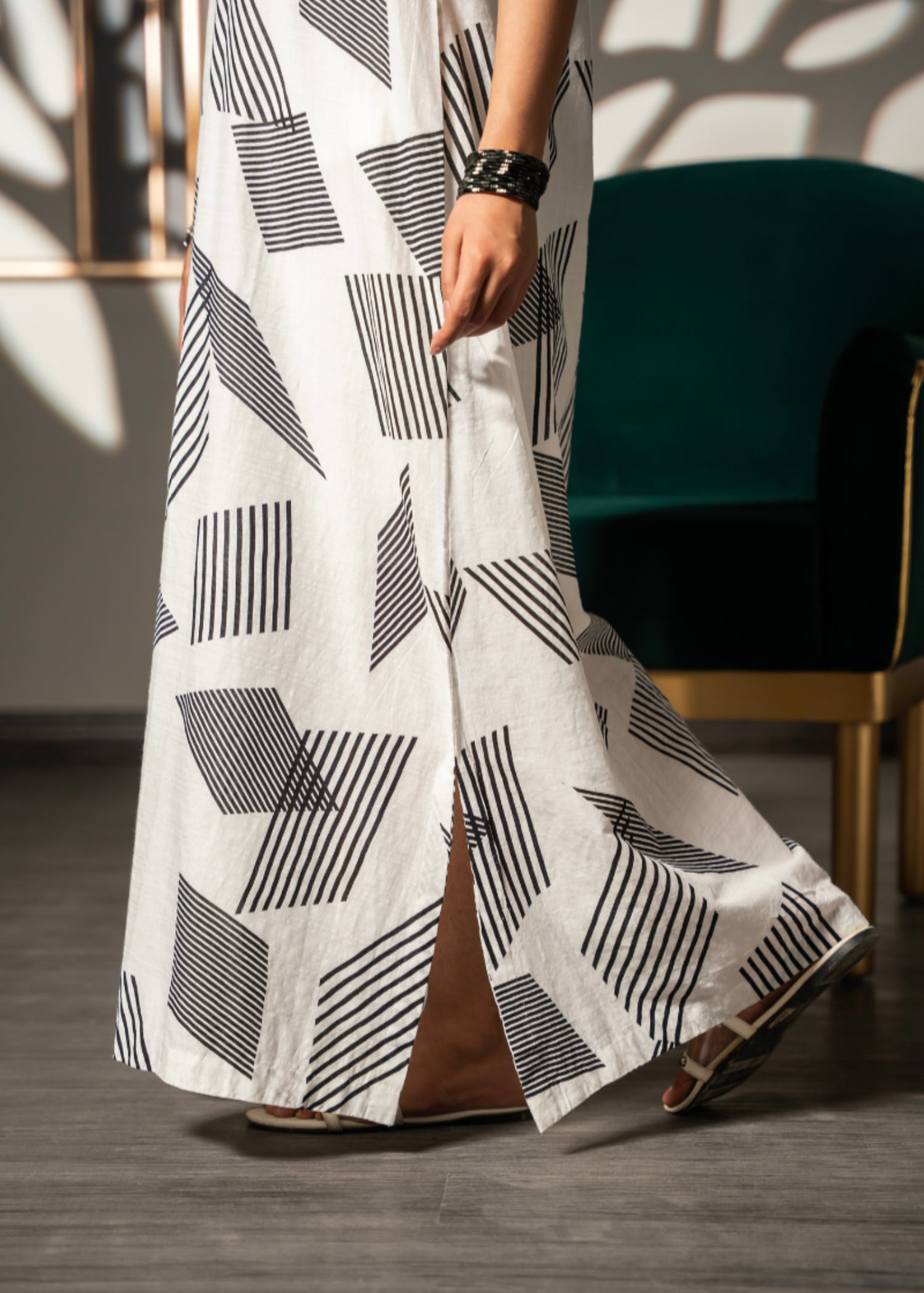 lawn Kaftan in White