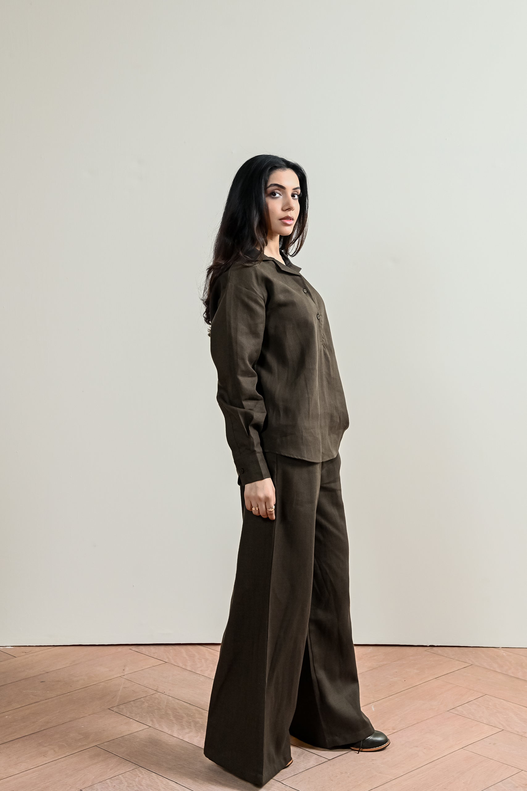 linen Trousers in Chocolate brown