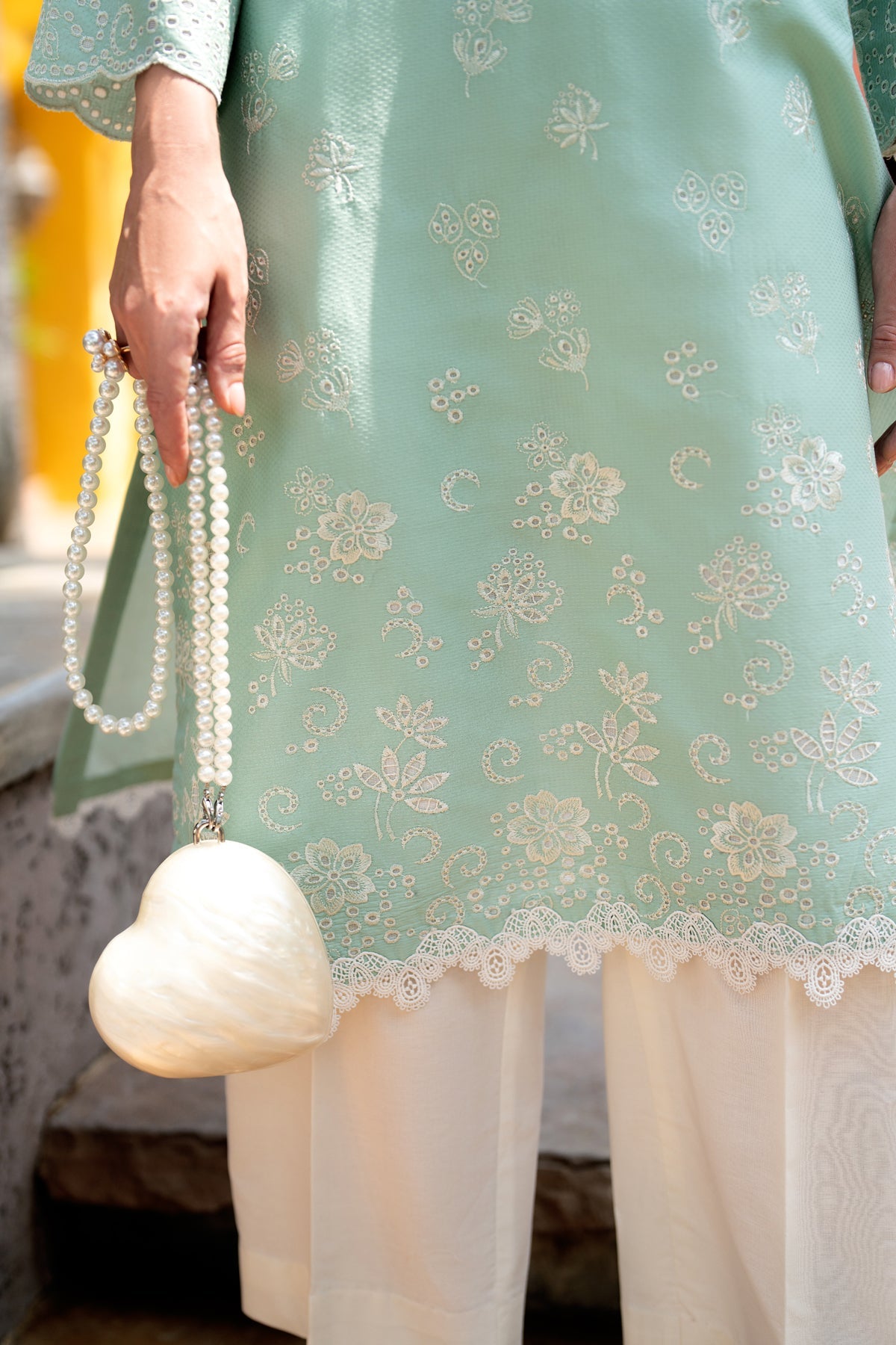 Layana Spring Lawn – DAYE