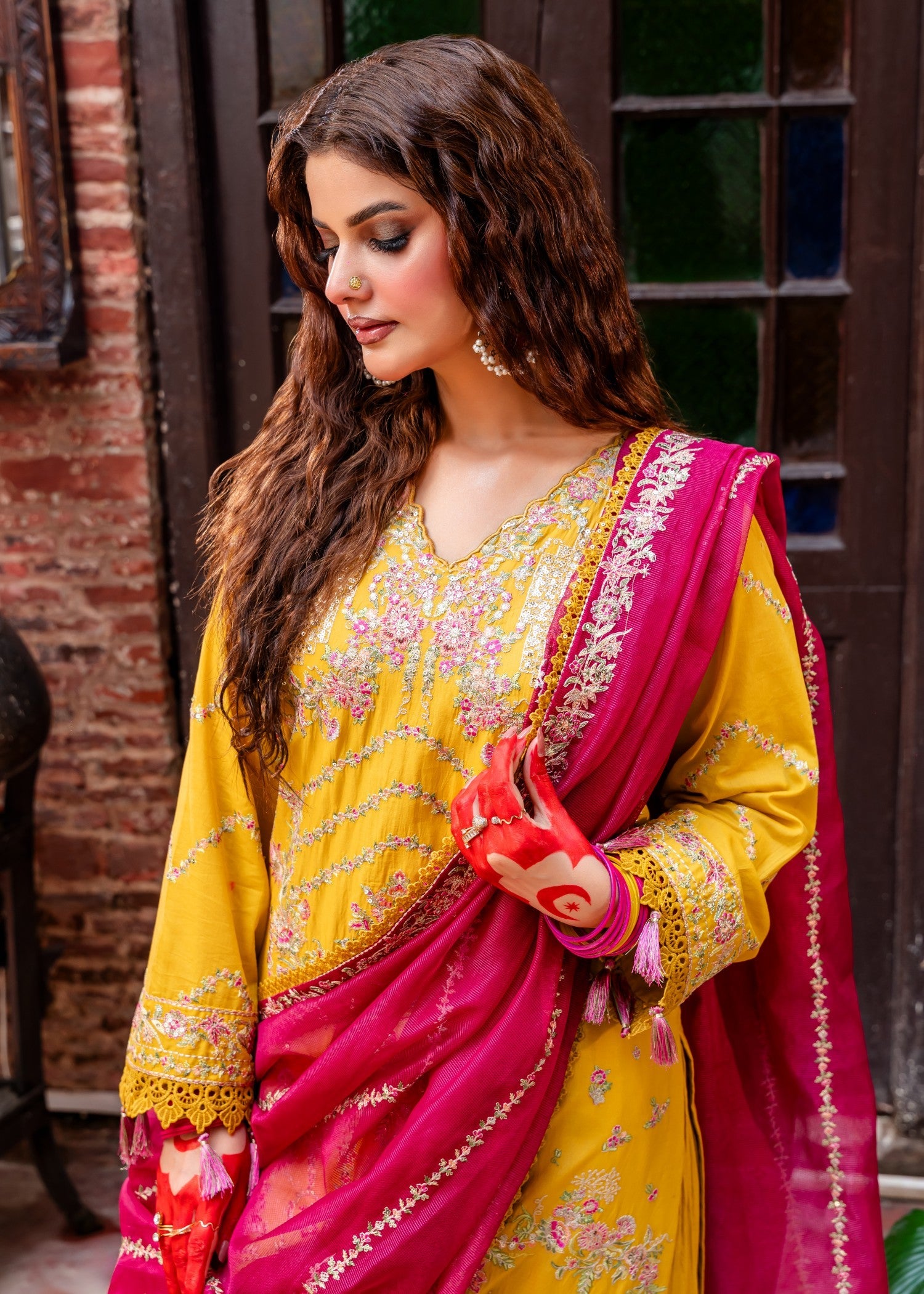 lawn Unstitched in Mustard, lusty gallant