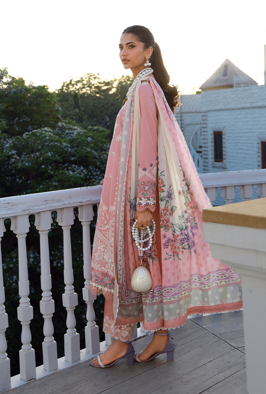 AJR Alif Signature Lawn – Sira