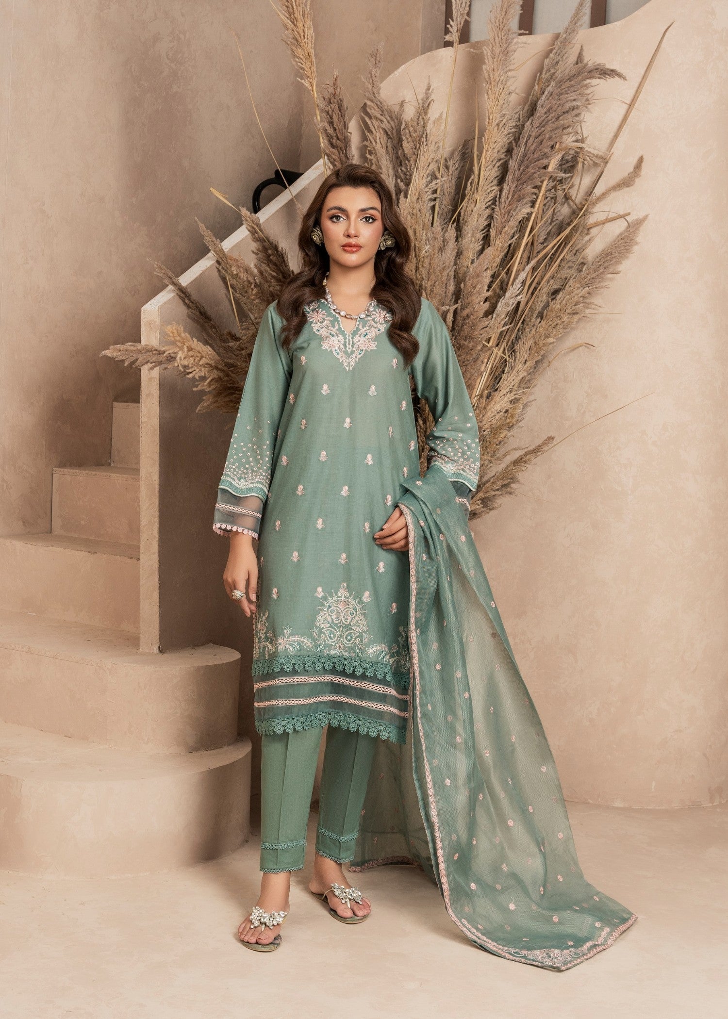 lawn Kurta Set in Pastel green