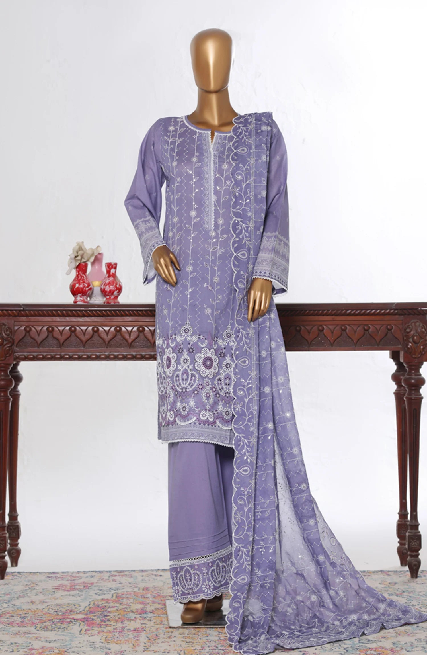 RTW White & White Embroidered Lawn – 10