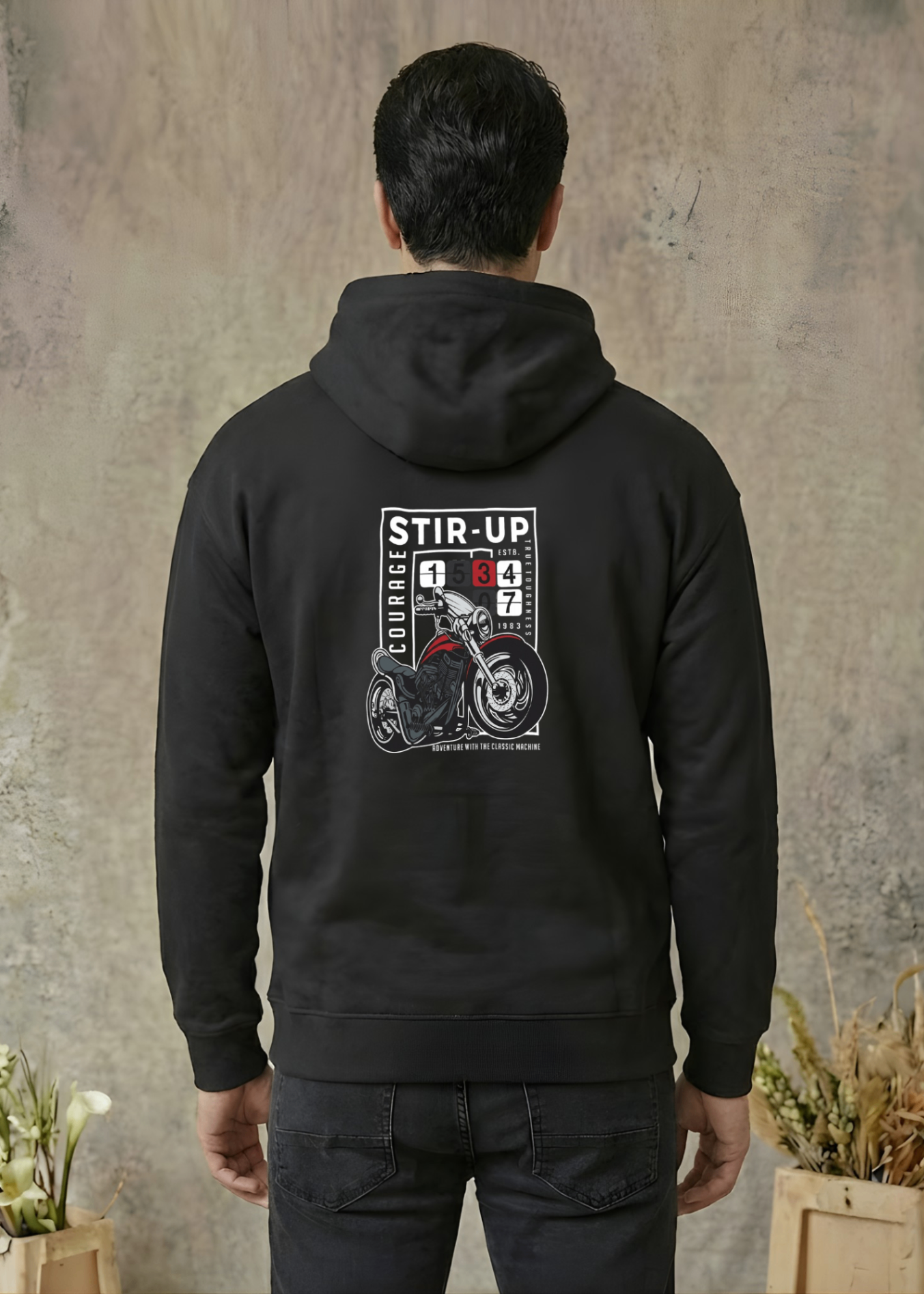 fleece Hoodie in Black