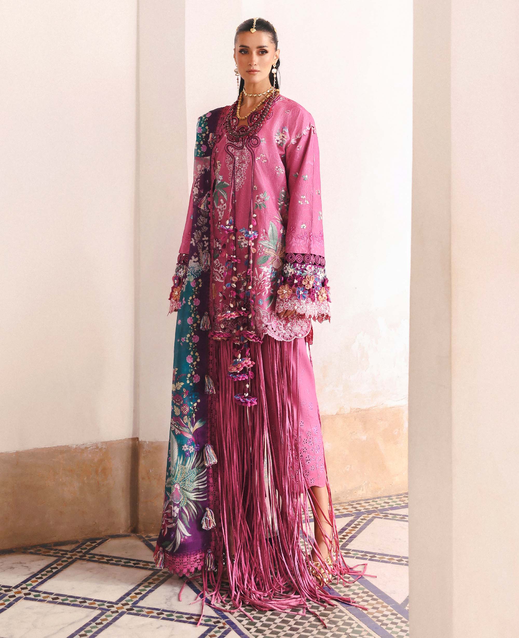 Republic Reine Eid Luxury Lawn – Aria