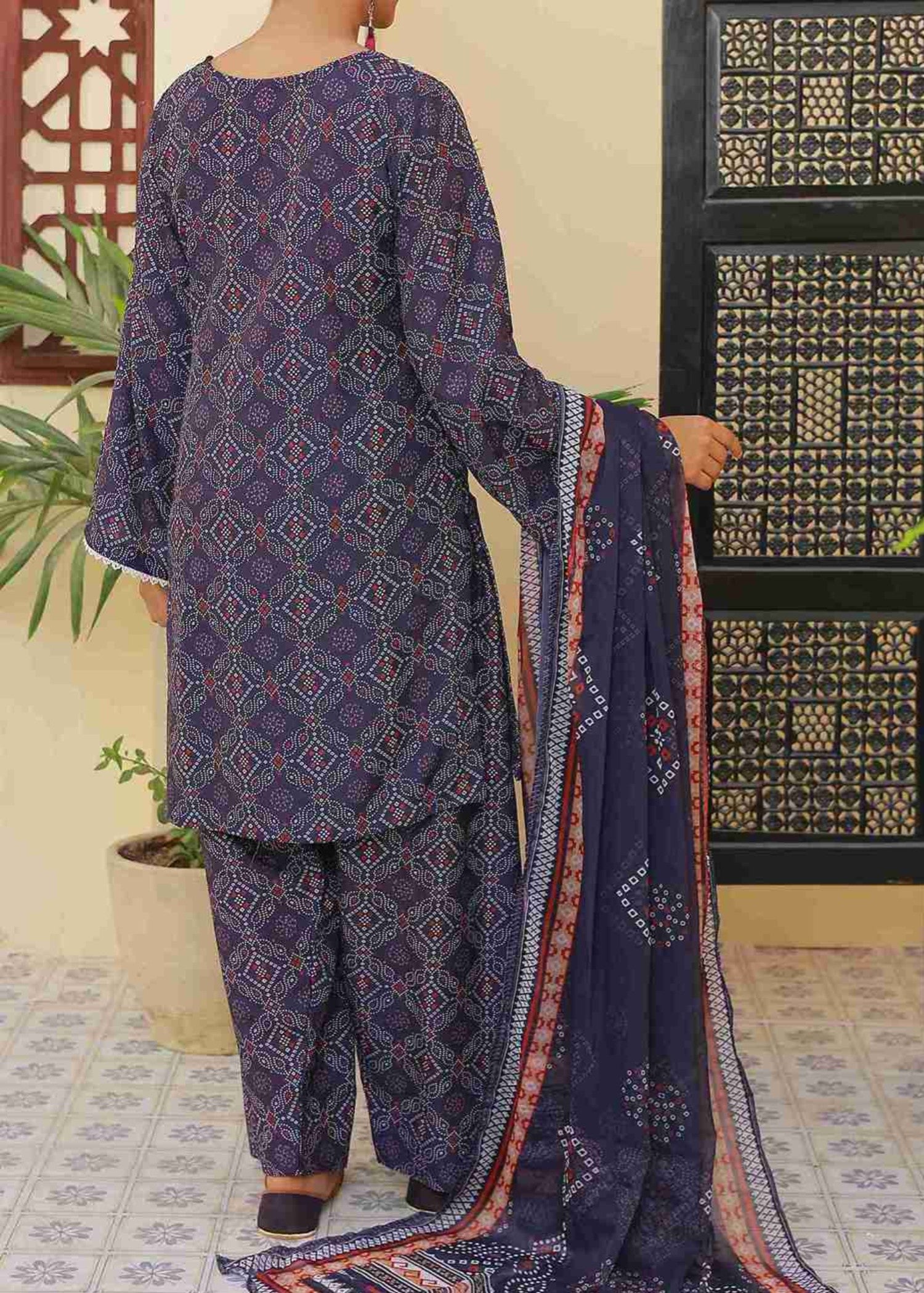 swiss lawn Kurta Set in Purple