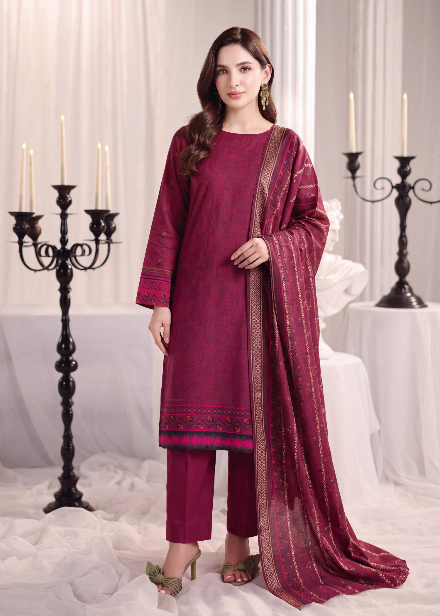 wool Unstitched in Maroon