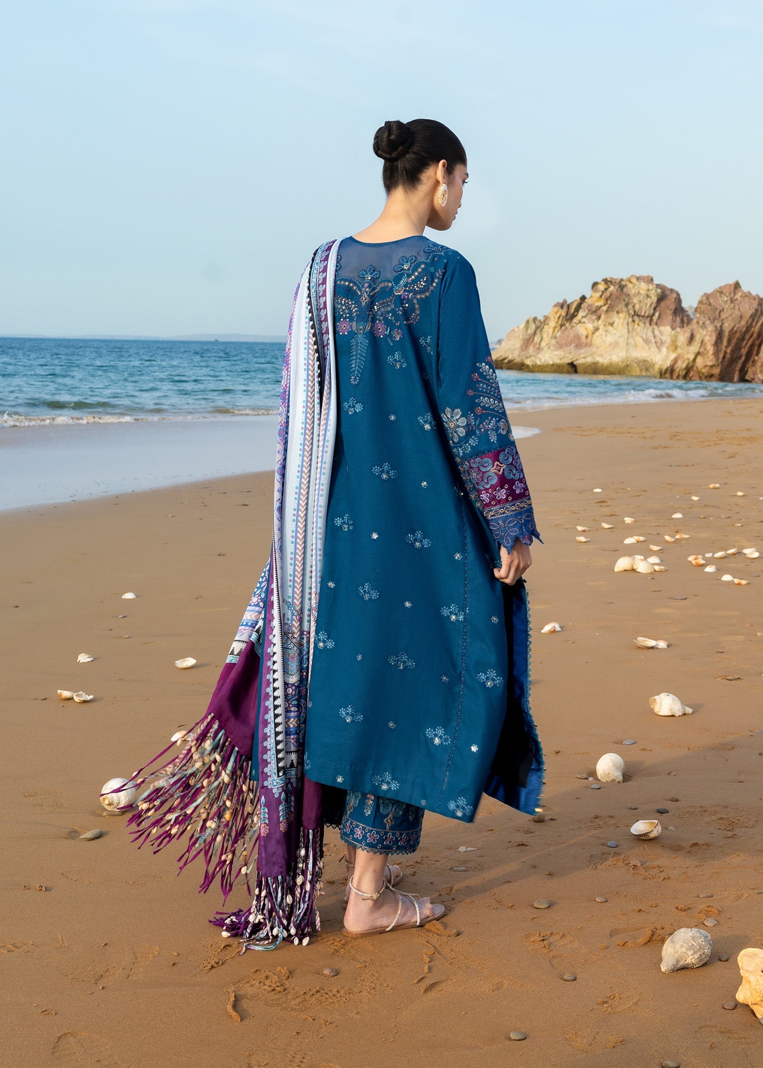 Festive Luxury Lawn – Shehnaaz