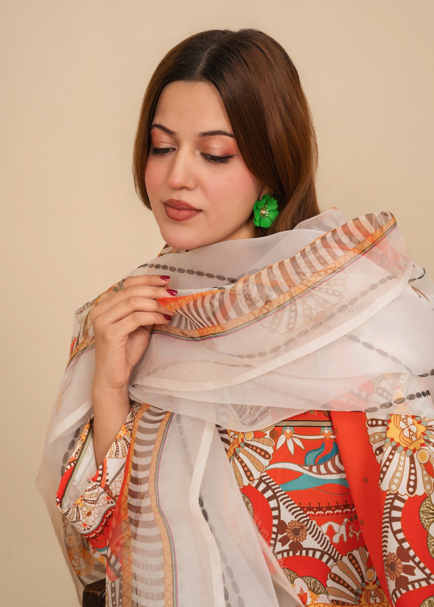 silk crepe Kurta Set in White, pumpkin orange