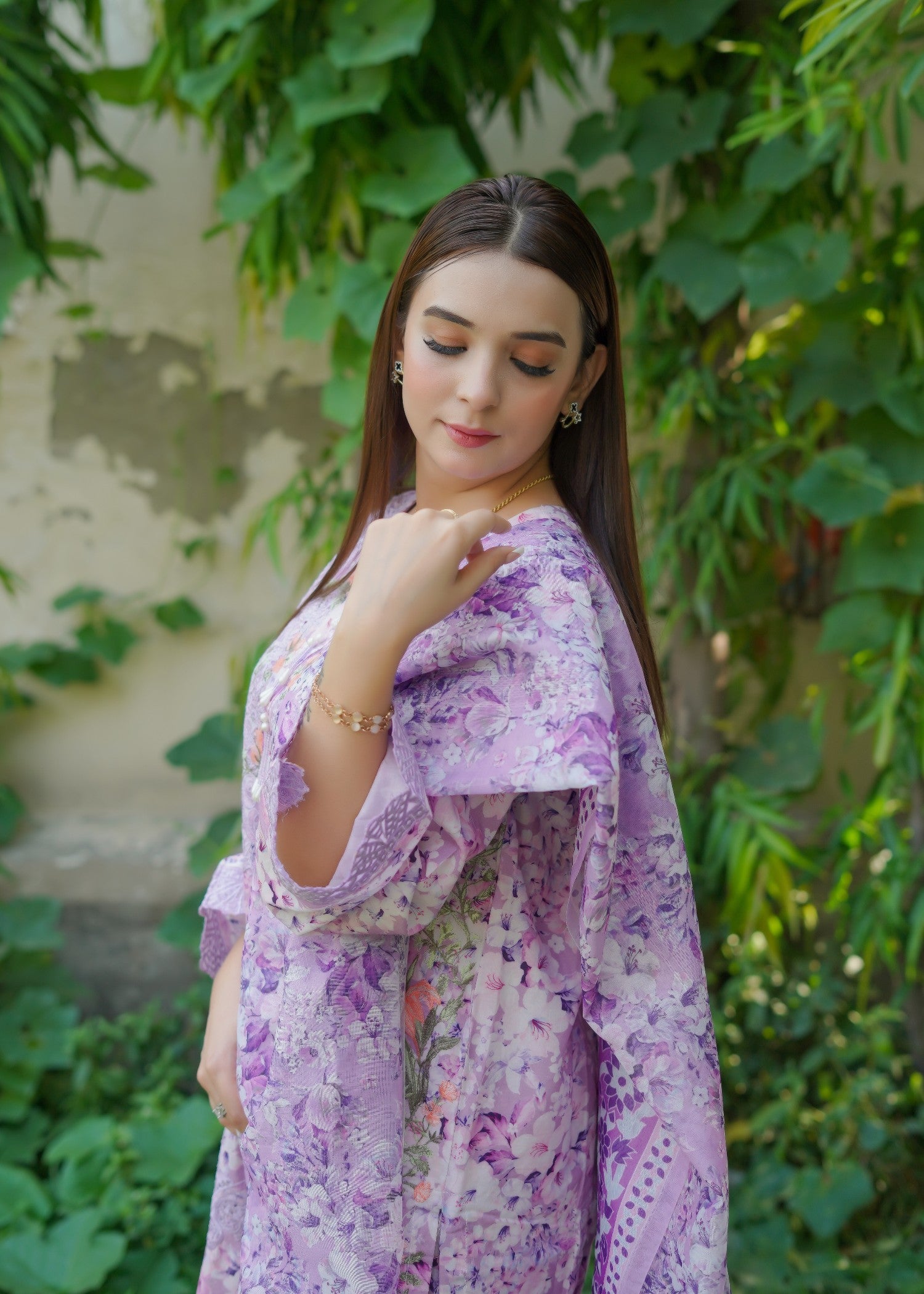 swiss lawn Kurta Set in Orchid pink