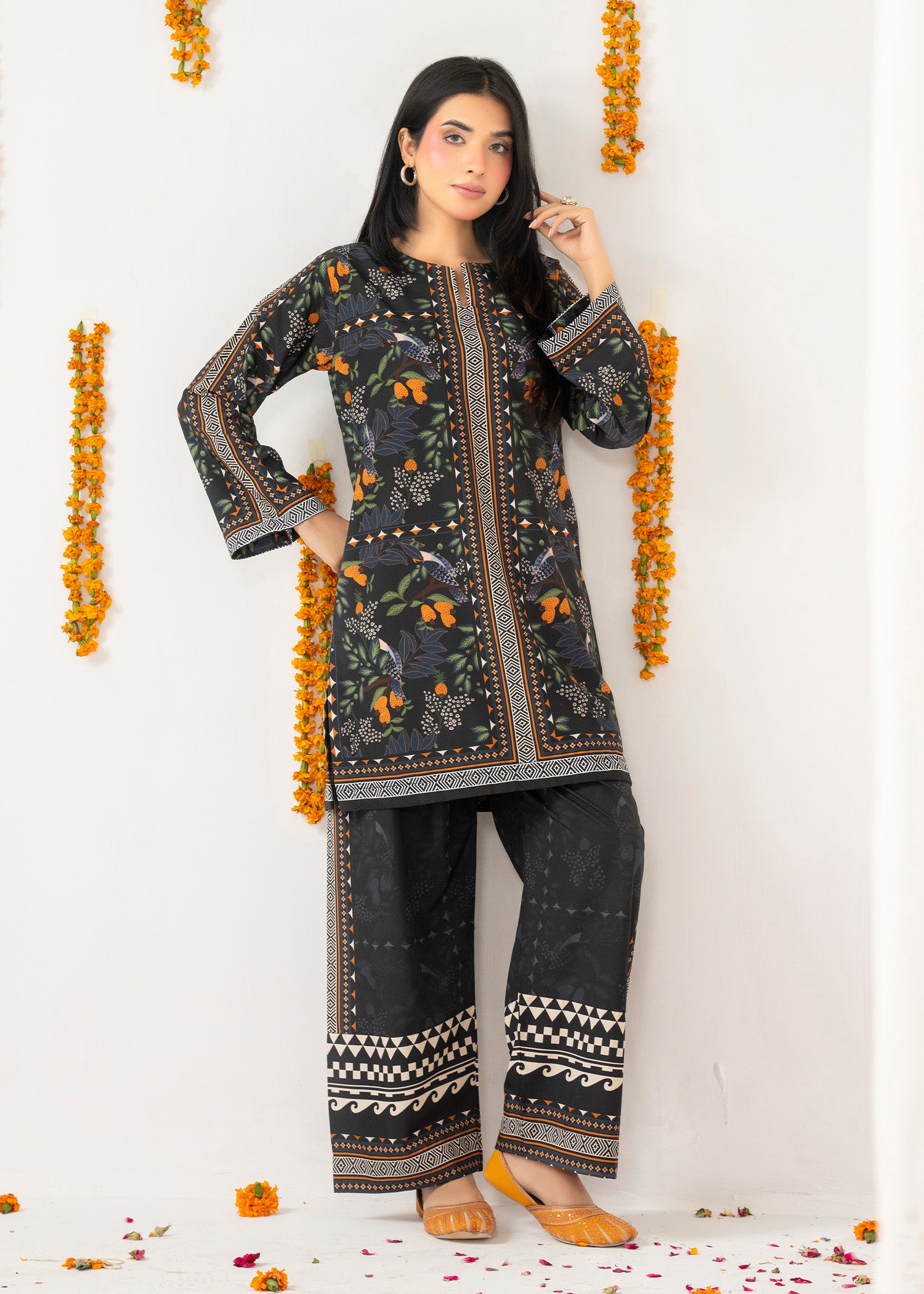 grip Kurta Set in Charcoal black