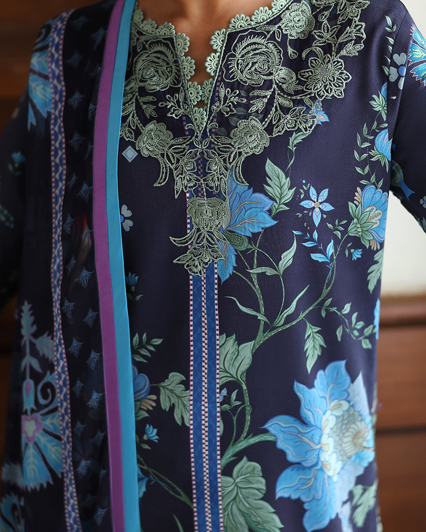 Eclat Garden Printed Lawn – Orchid meadow