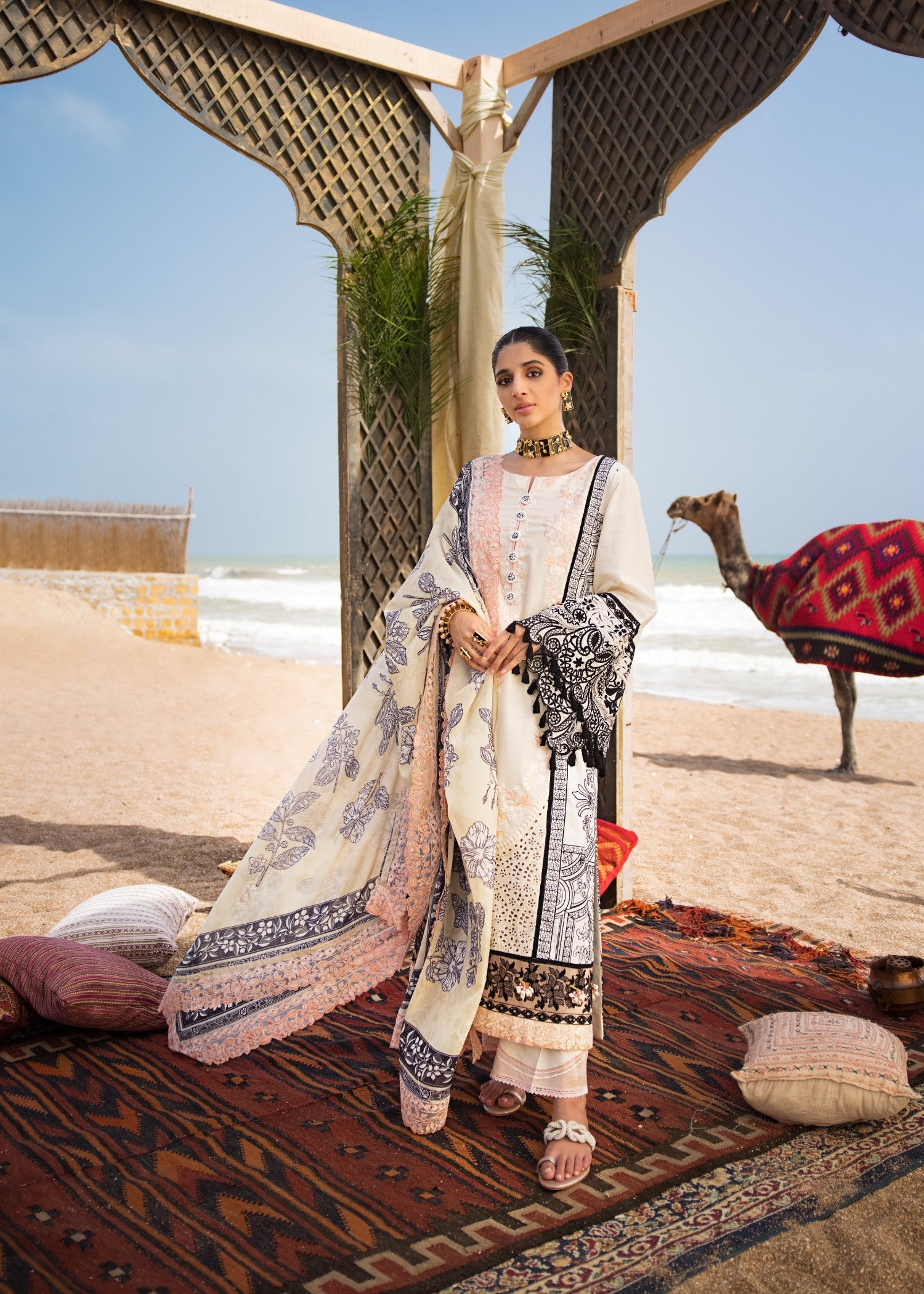 lawn Unstitched in Pink, beige