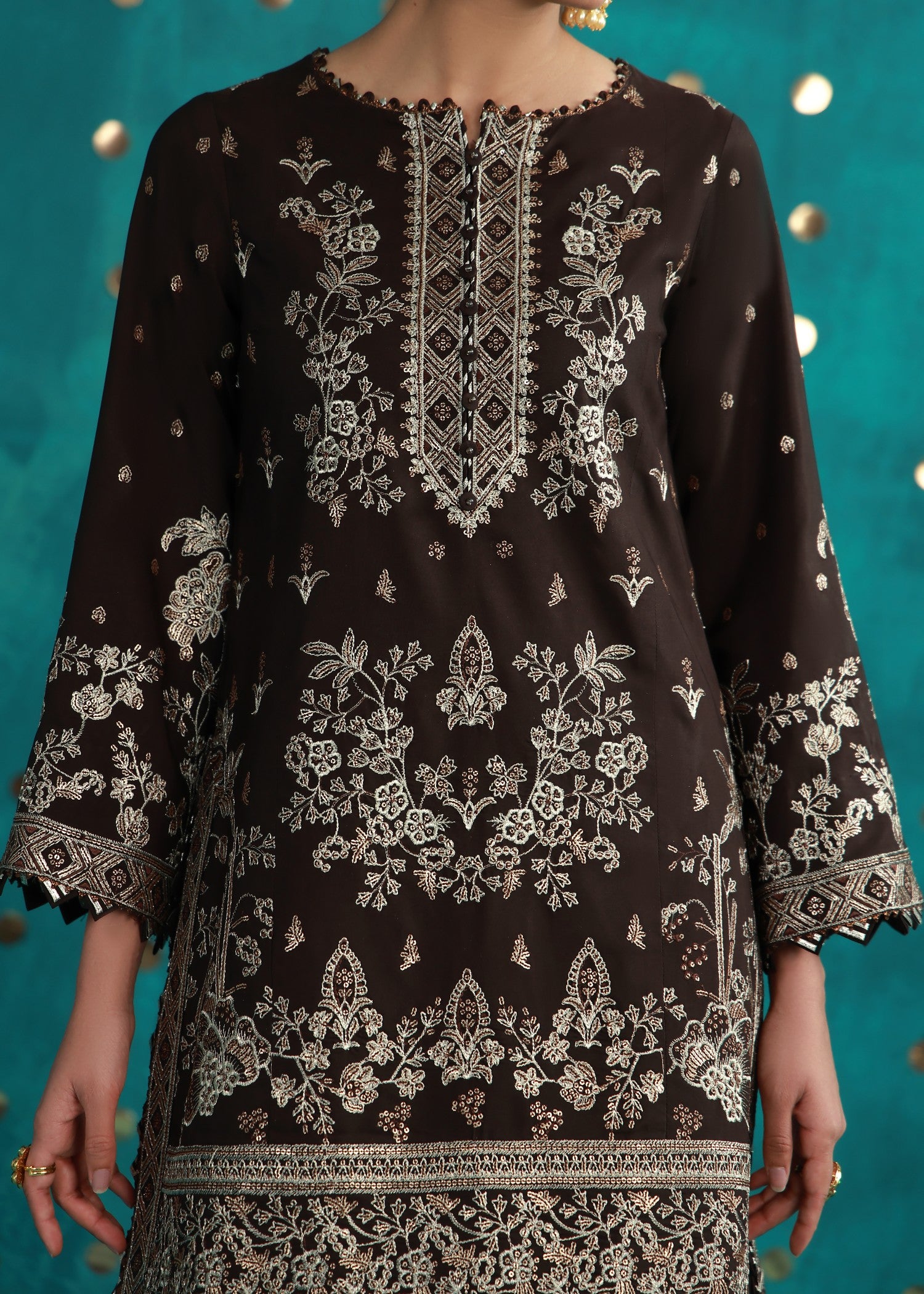 boski Unstitched in Dark brown
