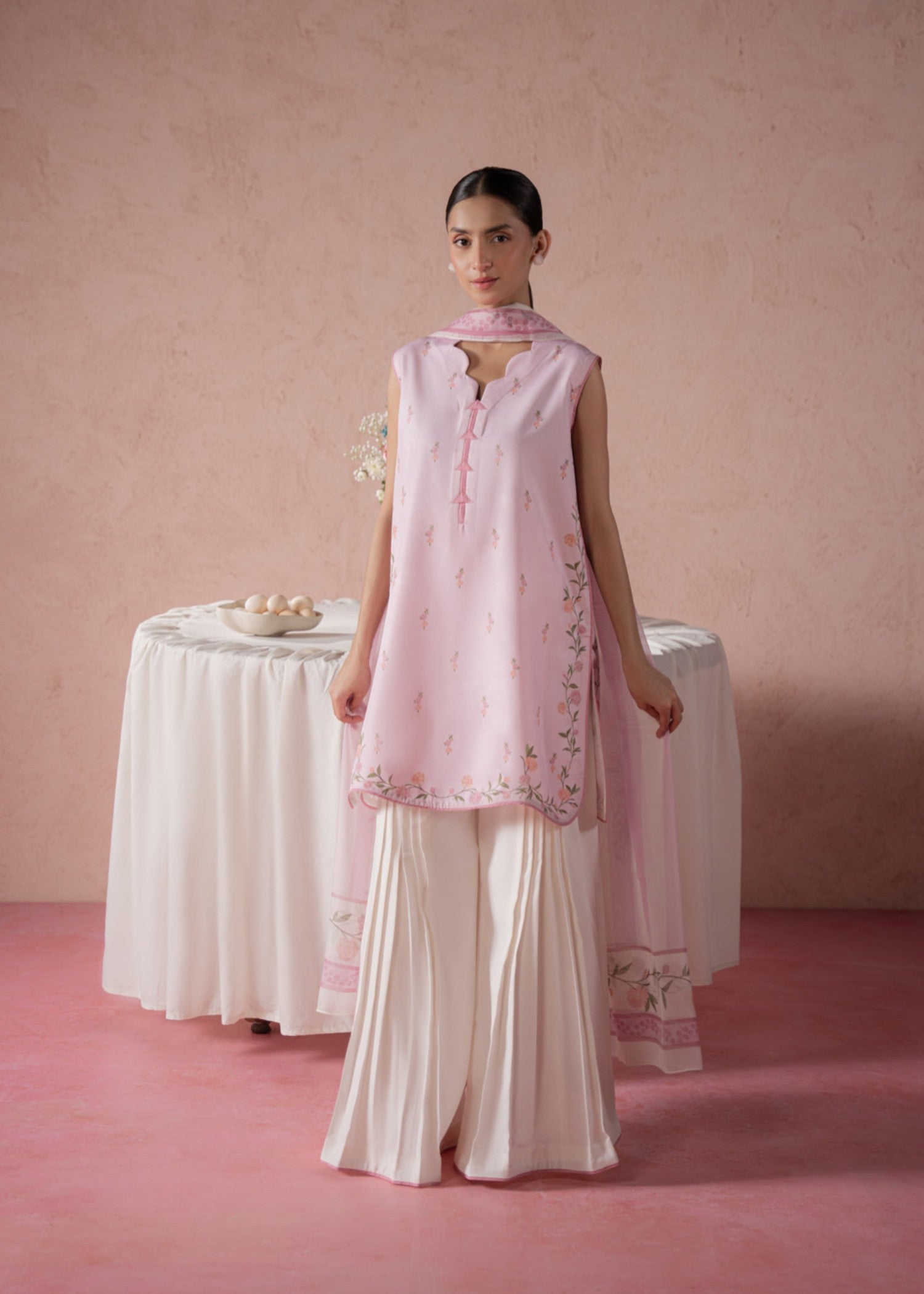 crepe Kurta Set in Baby pink