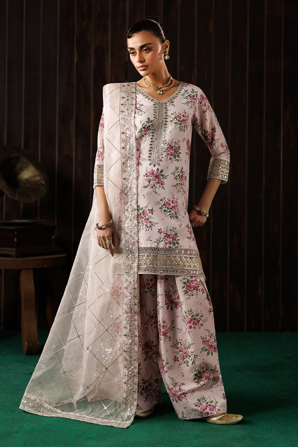 zari organza Kurta Set in Pastel pink