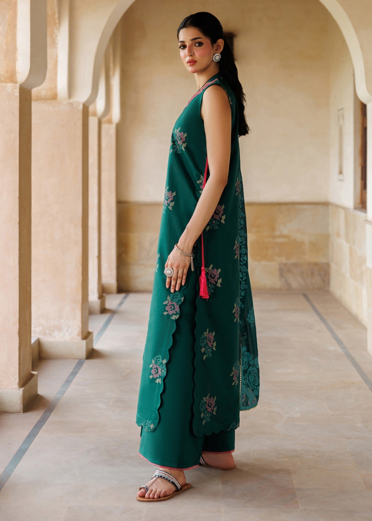 lawn cotton Kurta Set in Pine green