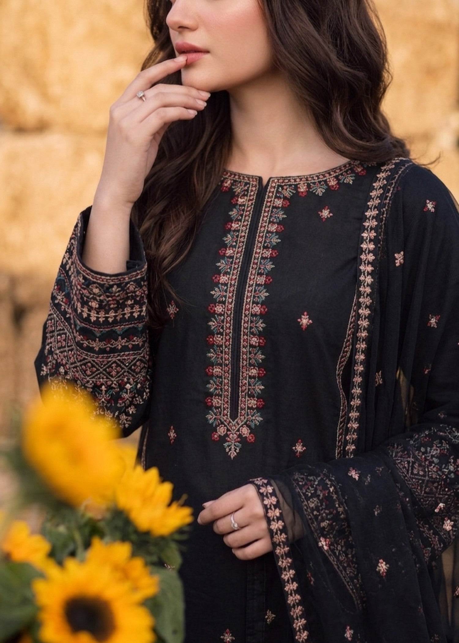 lawn Kurta Set in Black