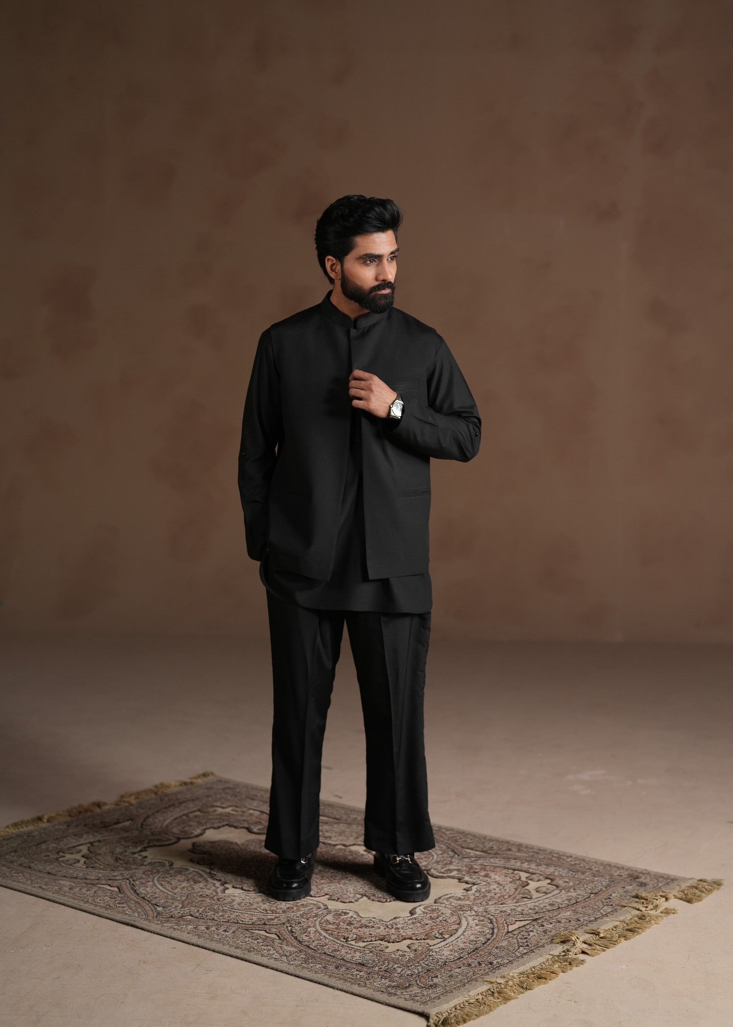 pure boski Kurta Set in Black