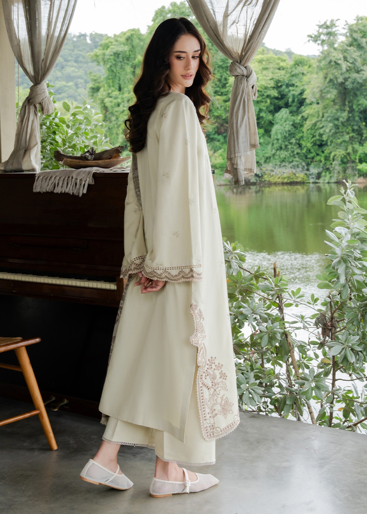 wool Unstitched in Cream