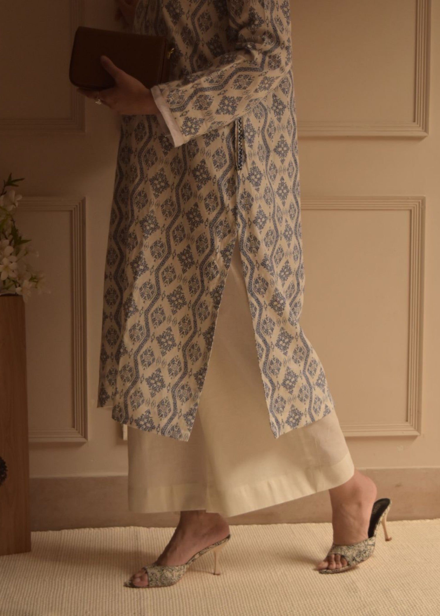 khaddar Kurta Set in Sapphire blue, off-white, navy blue