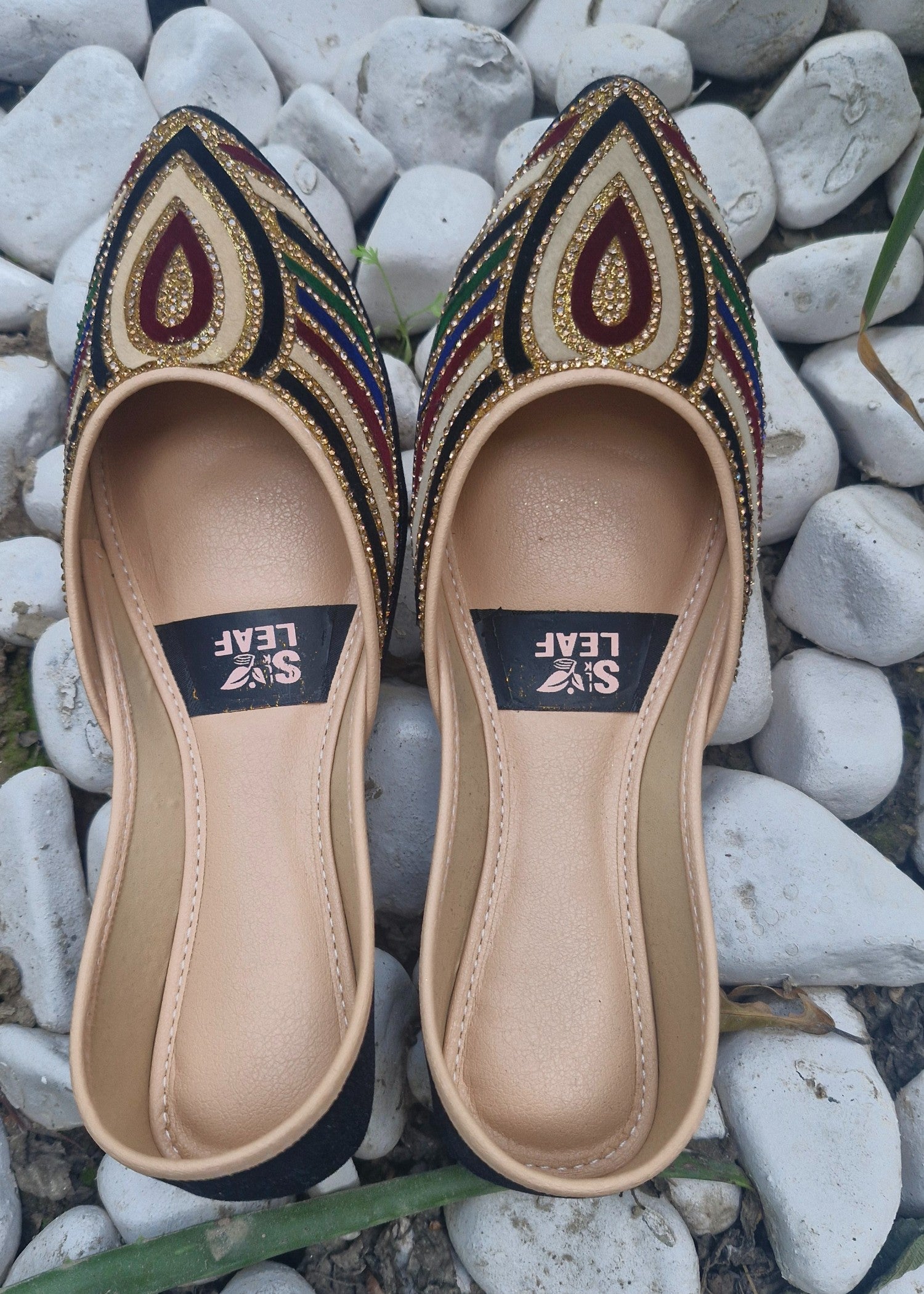 Khussa in Multi by - High Quality Women Khussa MPN5453