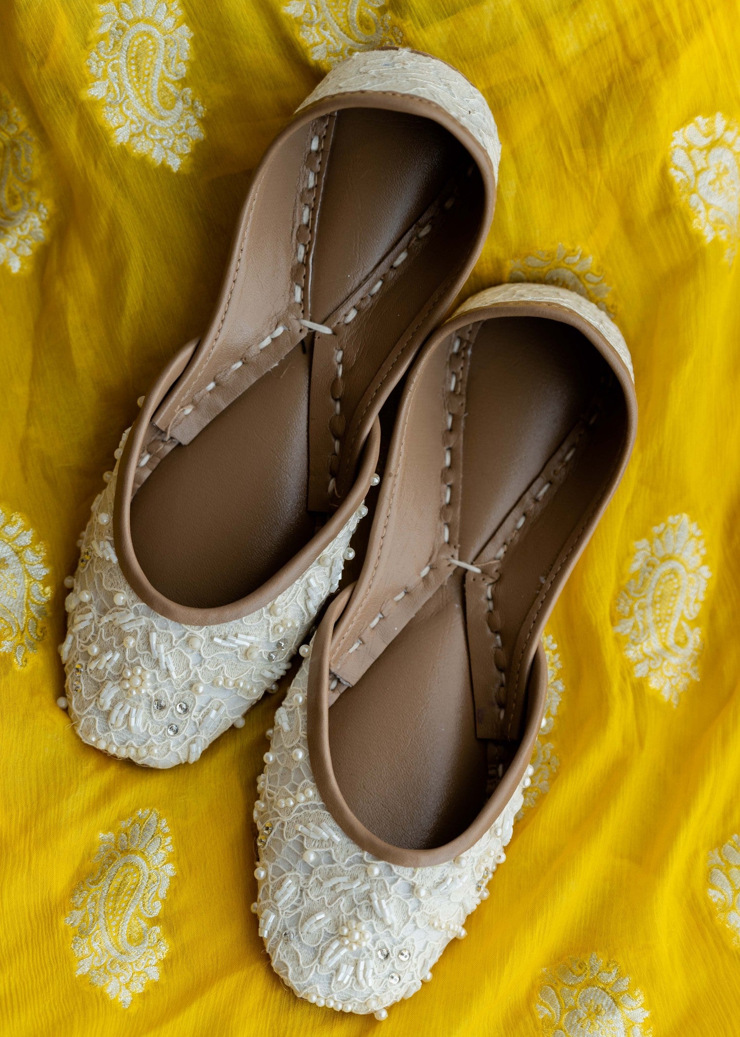 Khussa in White by - High Quality Women Khussa HTC0454