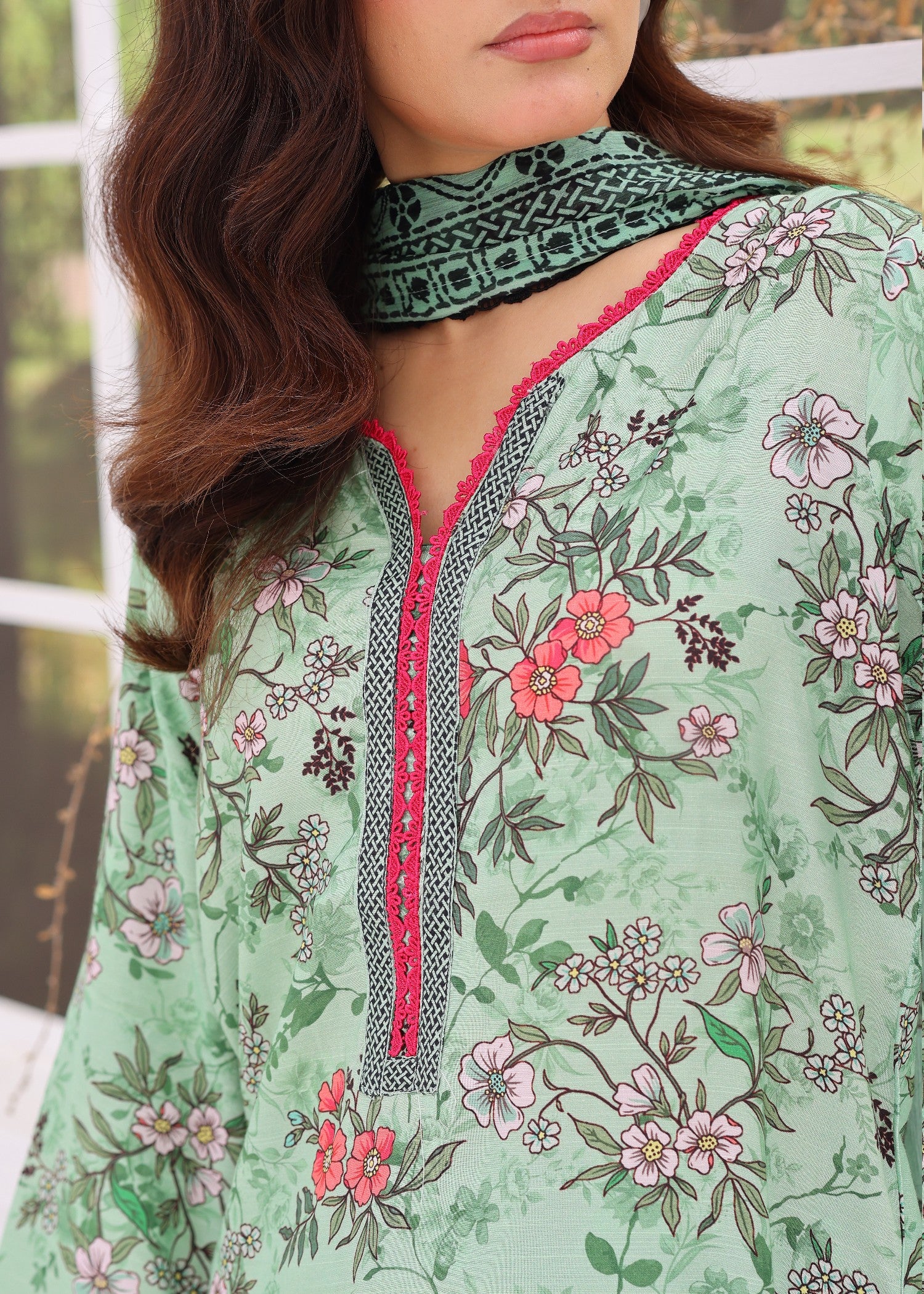 viscose raw silk Kurta Set in Green