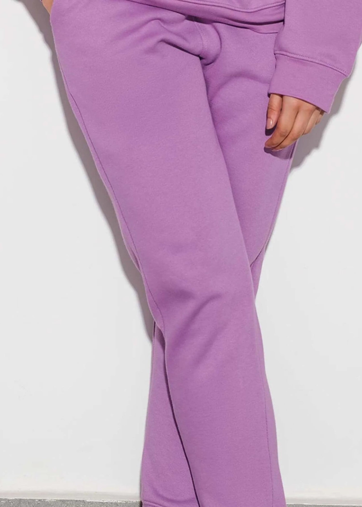 fleece Trousers in Lilac