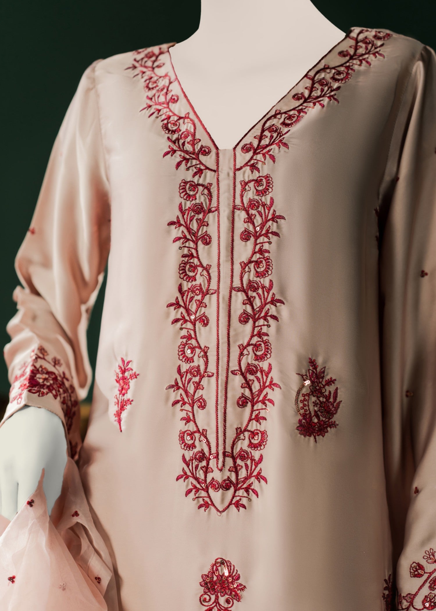 white feather shamooz Kurta Set in Beige