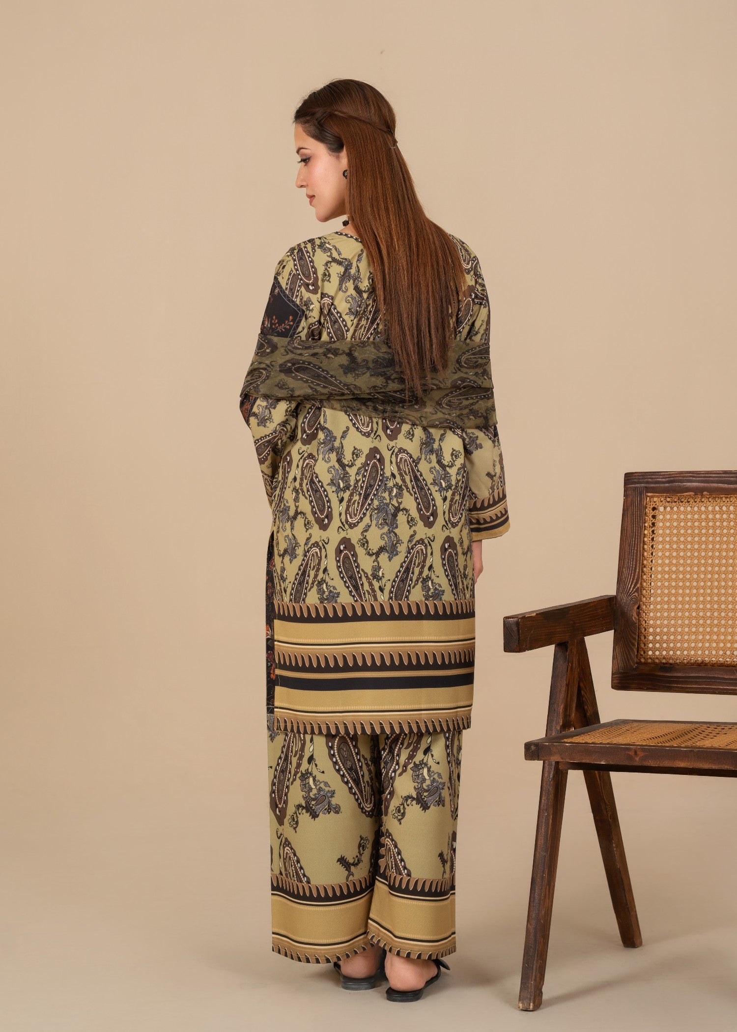 silk crepe Kurta Set in Olive green