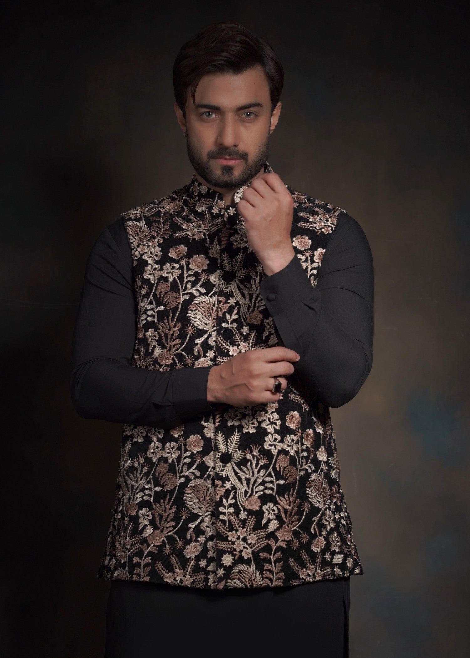 velvet Waistcoat in Jet black