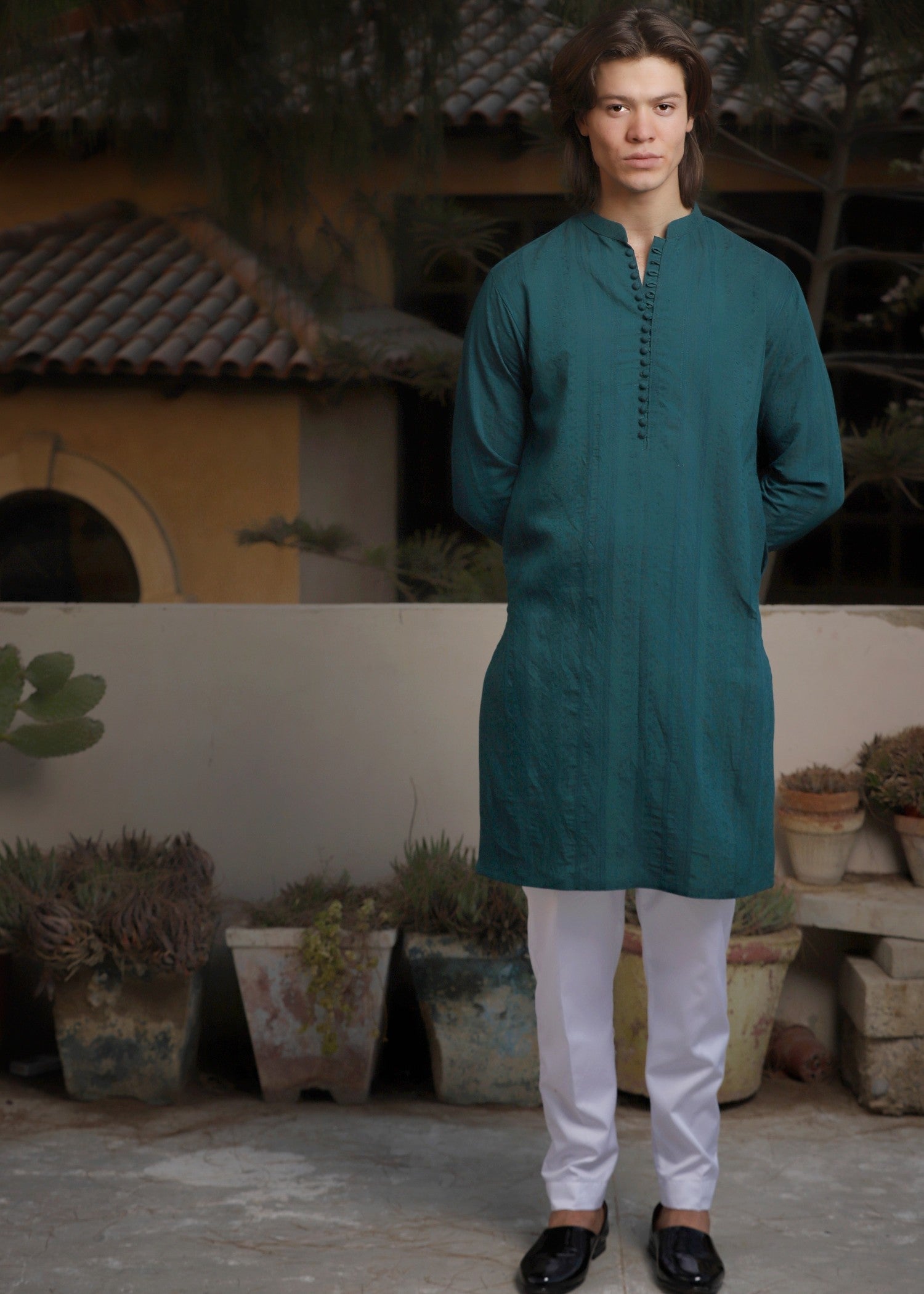 brochea jacquard Kurta in Emerald green