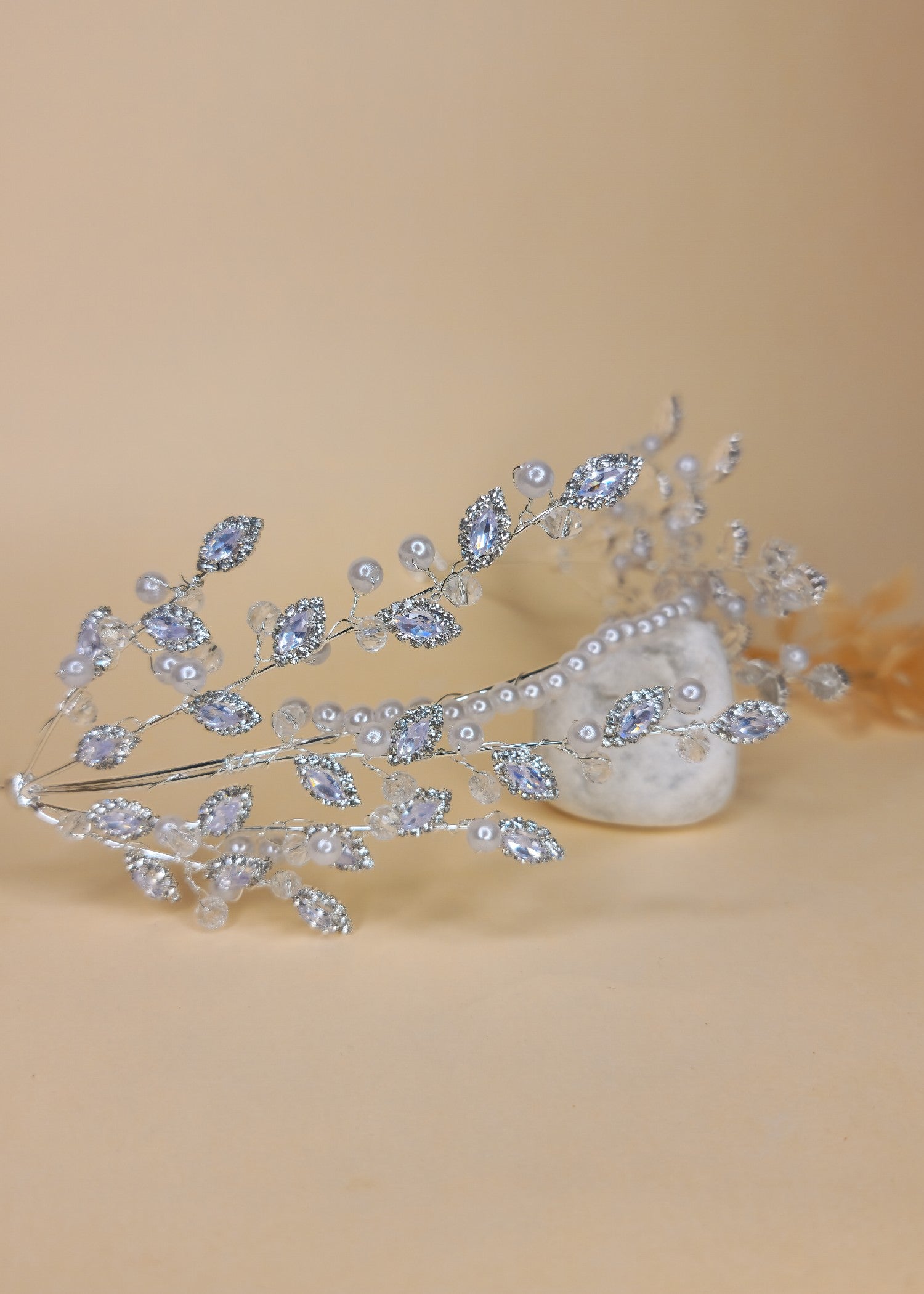 Hair Bands in Silver Color by - Trendy Women Hair Bands SSQ6179
