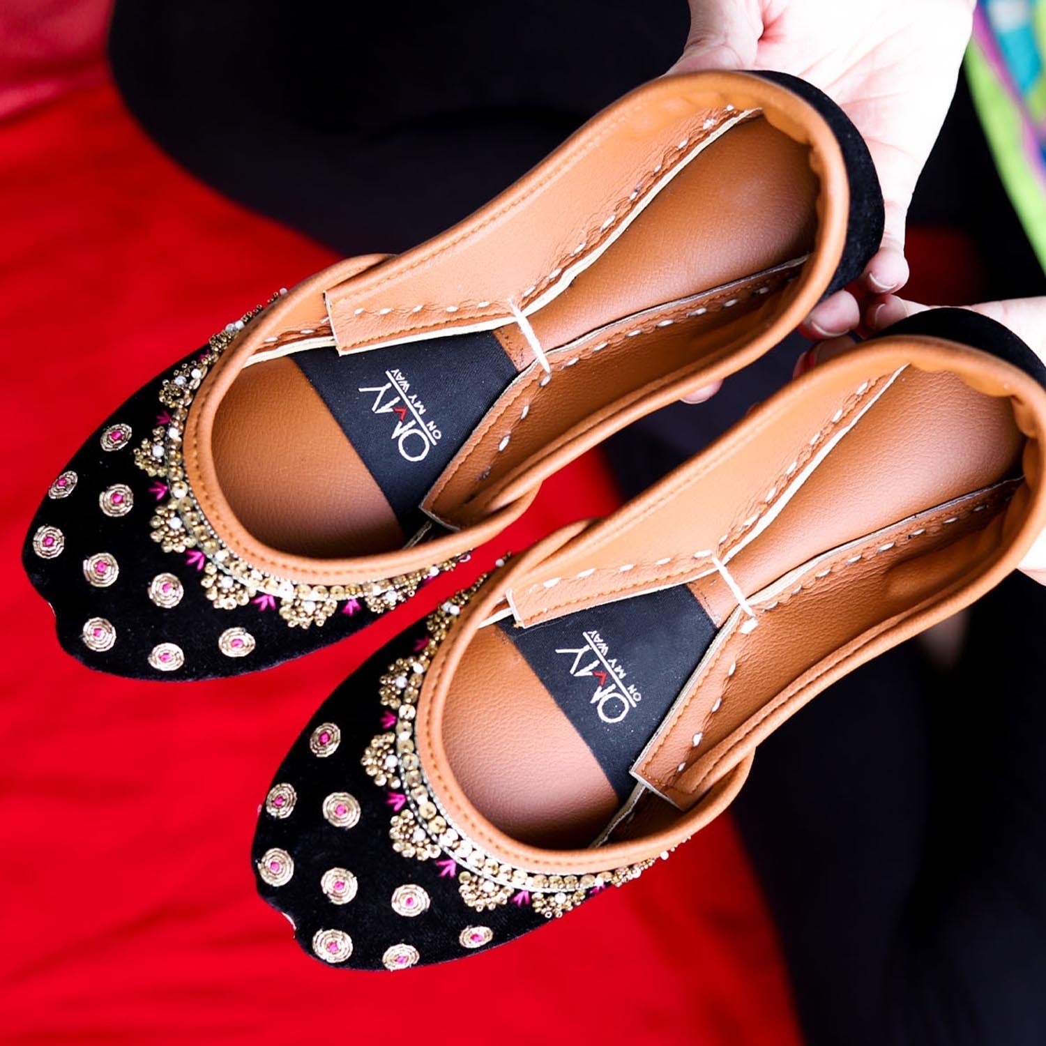 Khussa in Black by - High Quality Women Khussa DTT0850