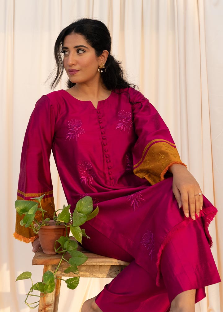 khaddi silk Kurta Set in Magenta
