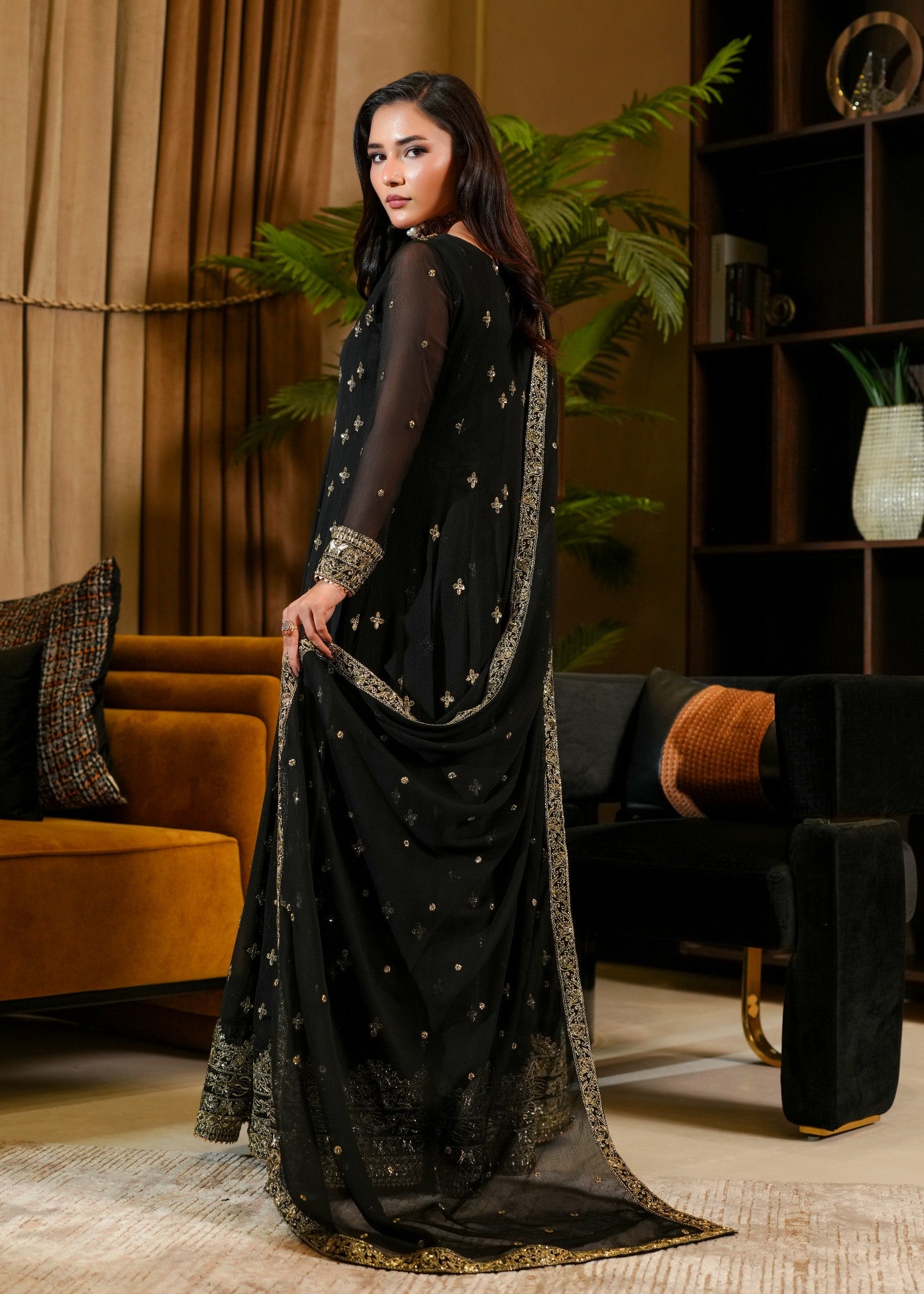 crinkle chiffon Maxi in Black