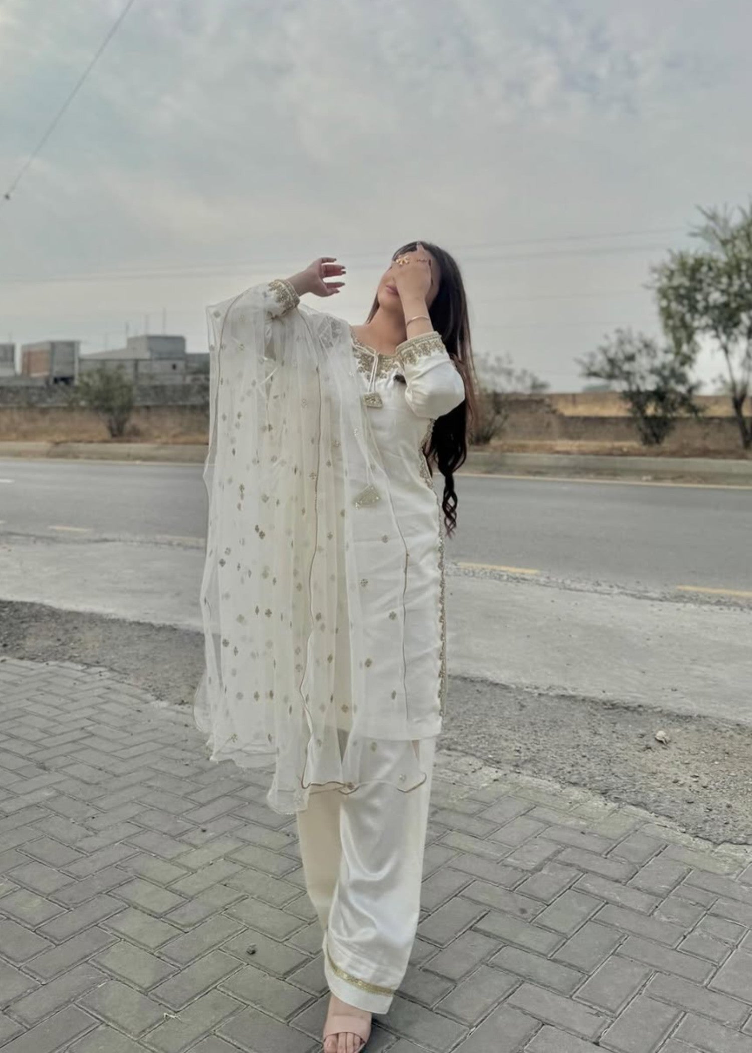 thai silk Kurta Set in Off-white