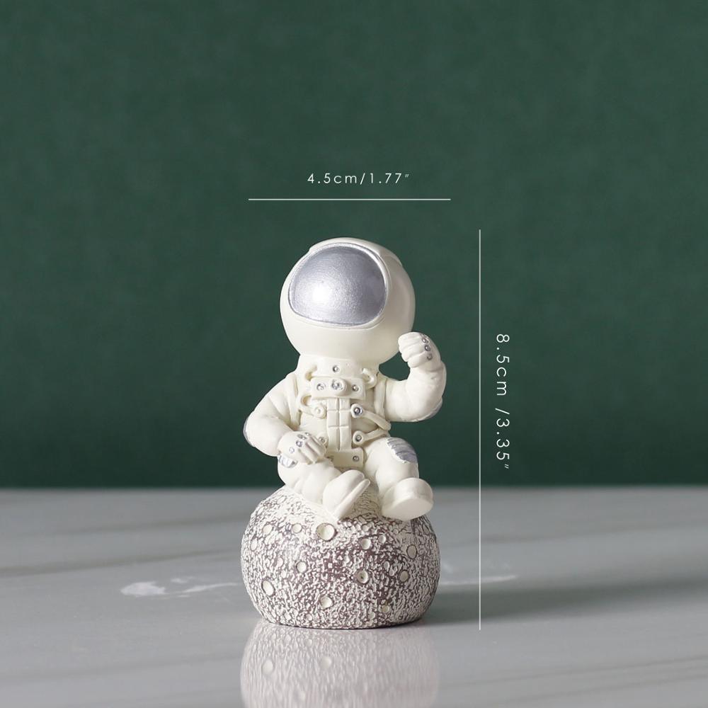 Astronaut Ornaments Decorate Indoor Ornaments