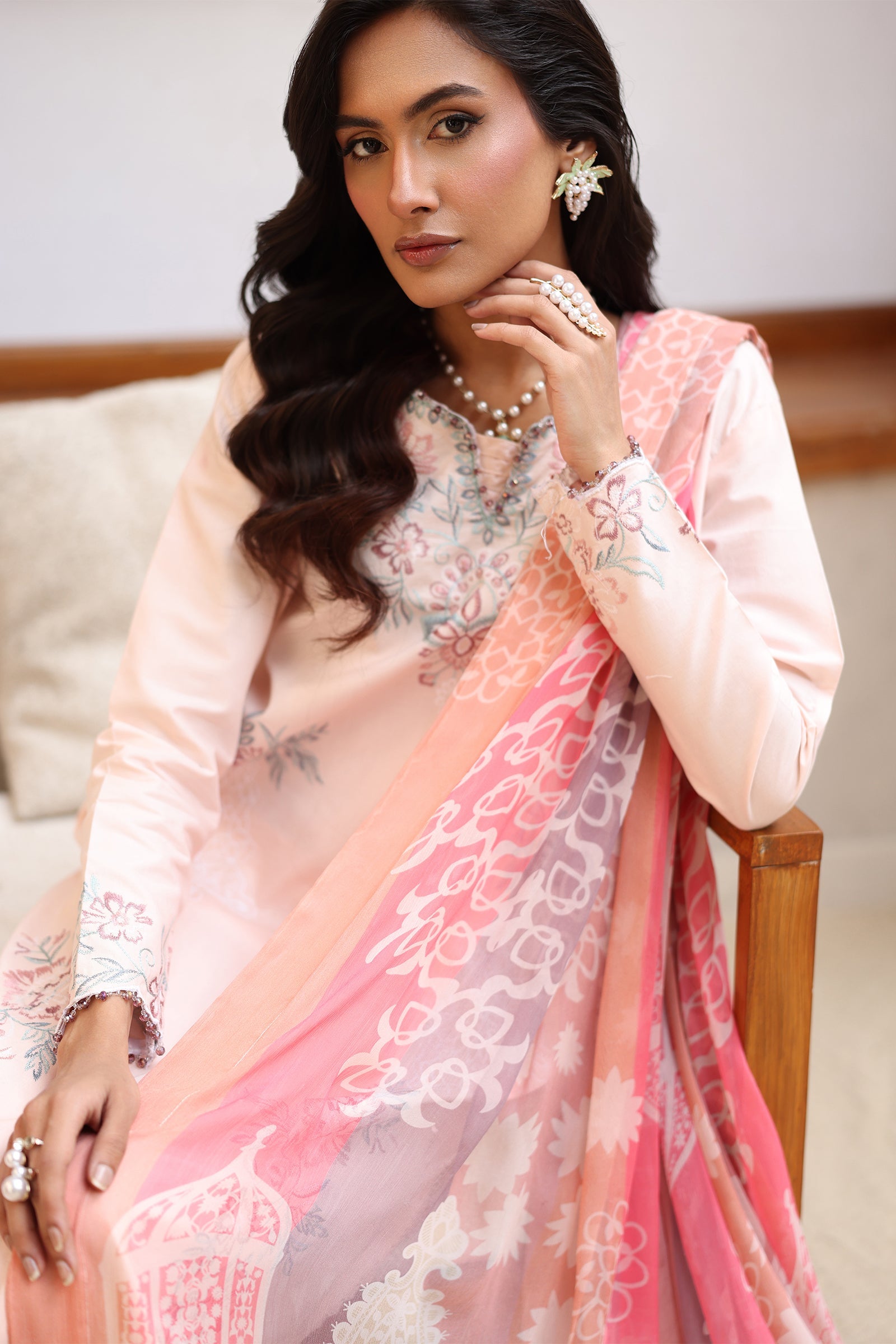 Raaya Rameen Lawn – AURORA