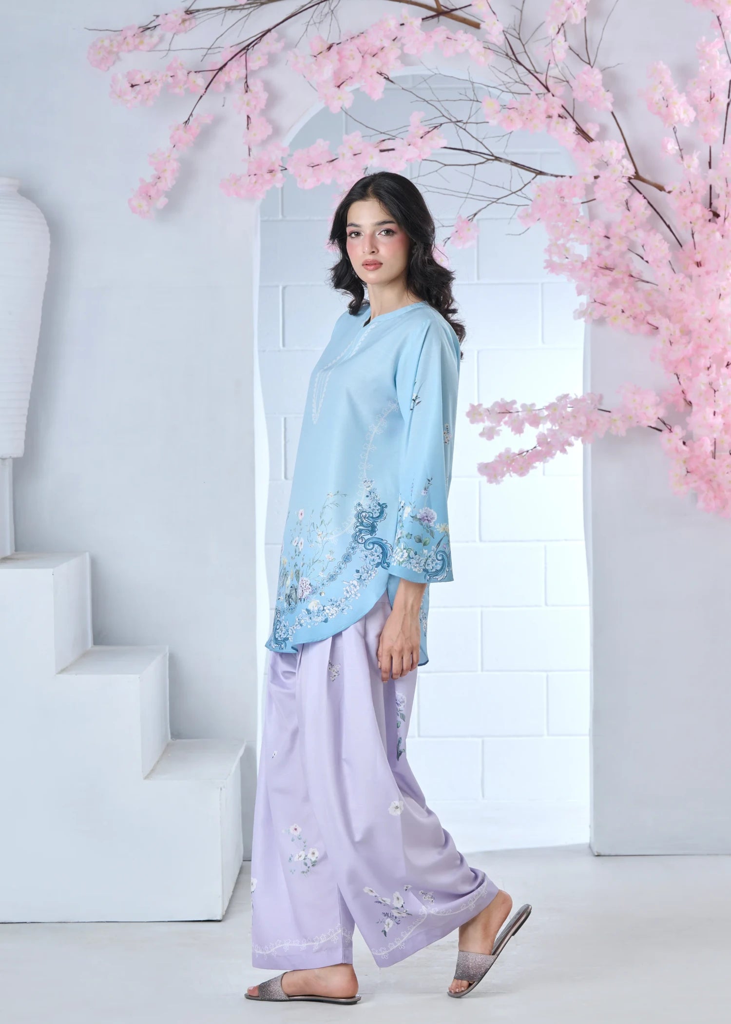 raw silk Kurta Set in Lilac, light blue