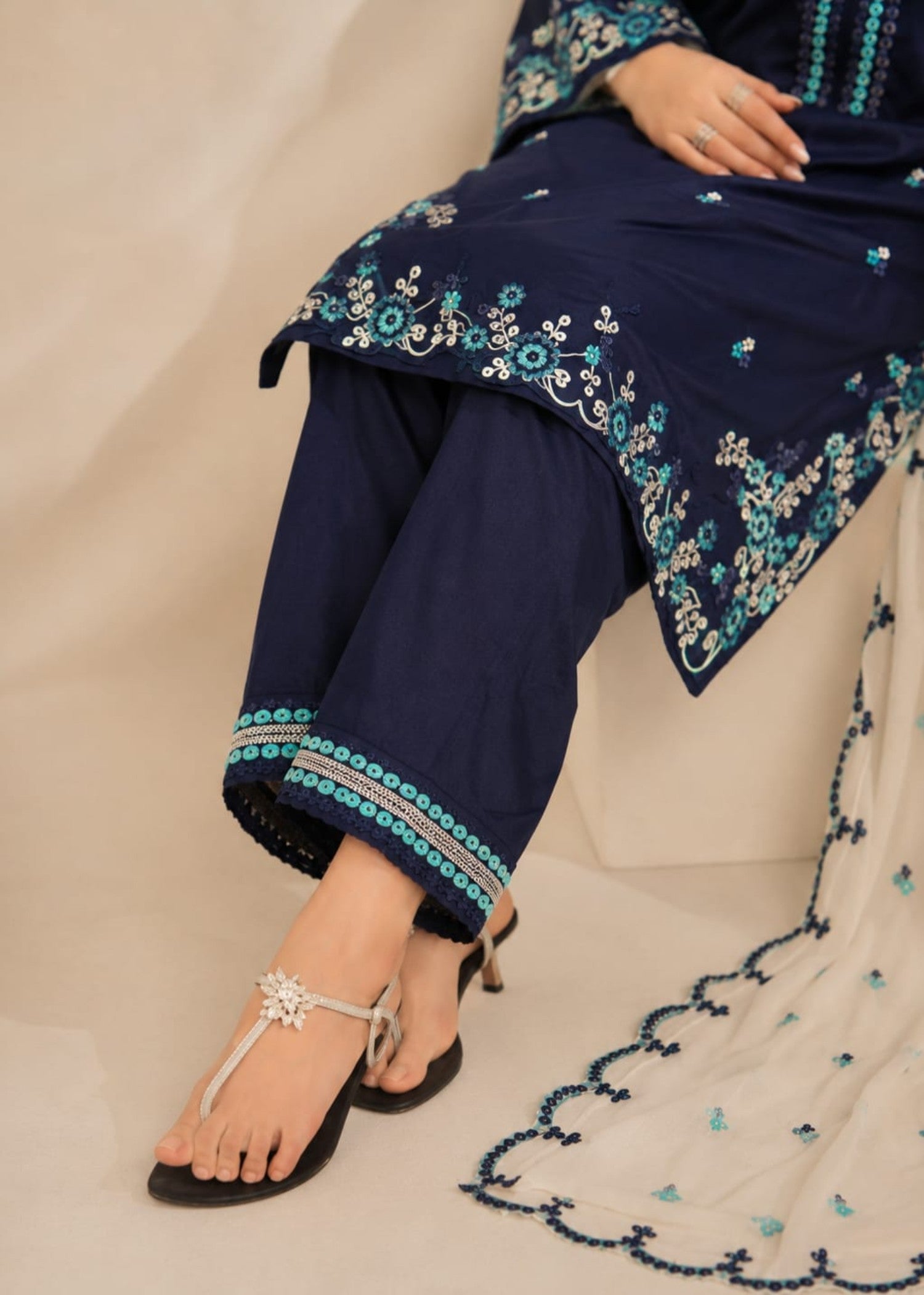 linen Kurta Set in Midnight blue