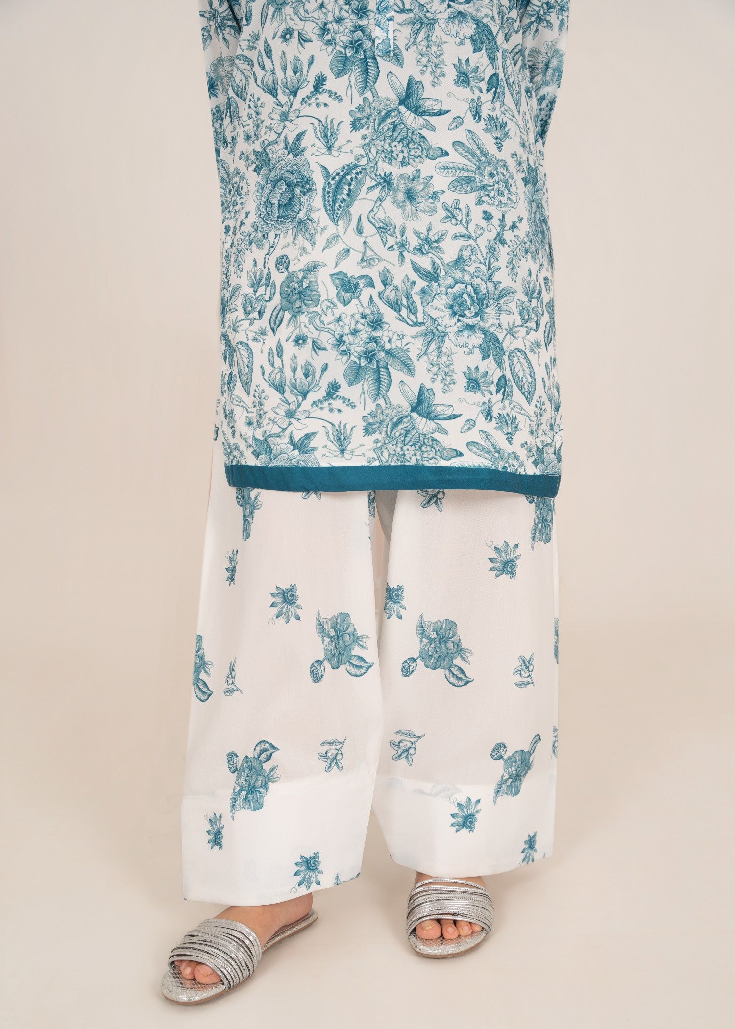 poly lawn Kurta Set in White, cobalt blue