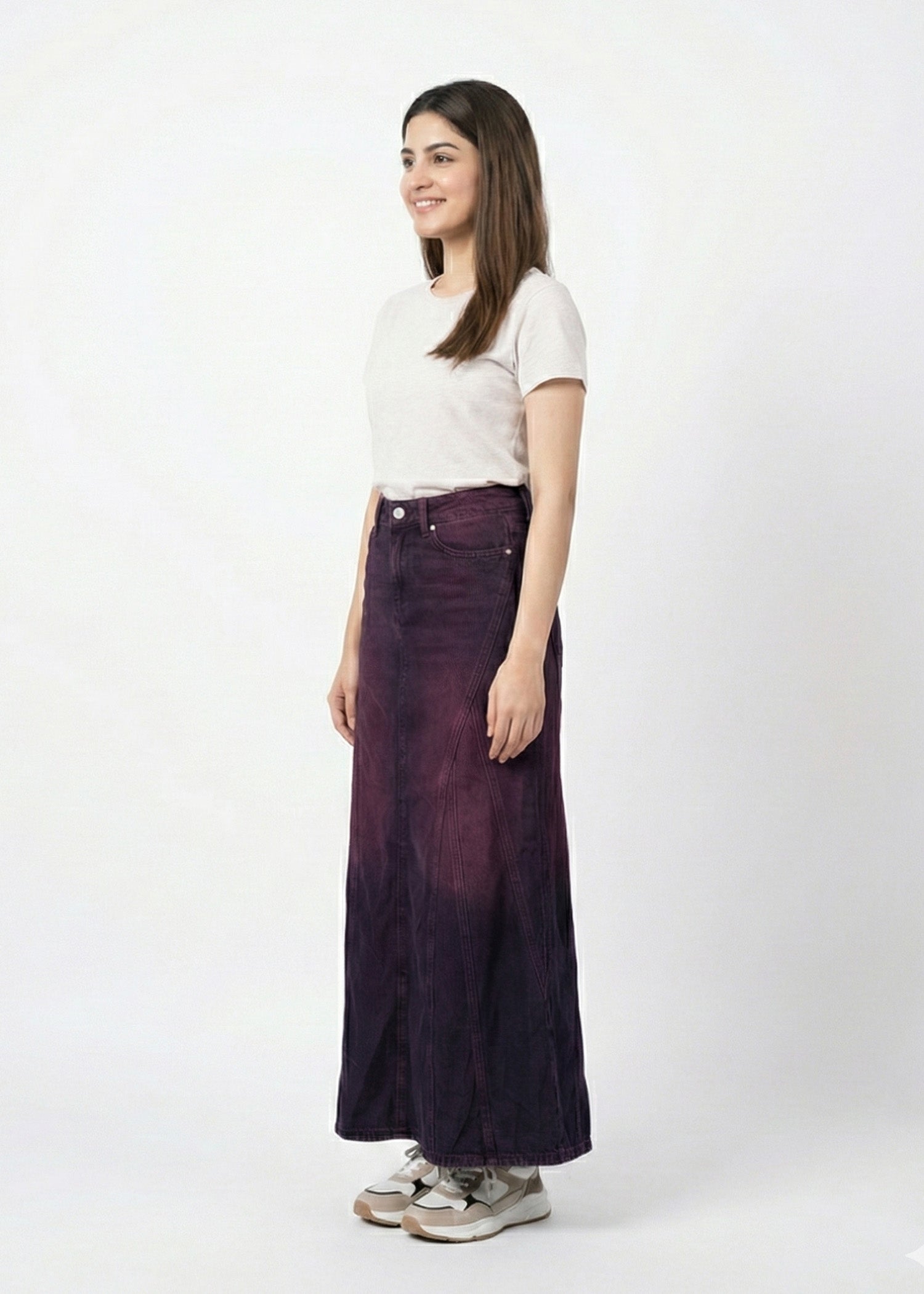 denim Skirt in Wine