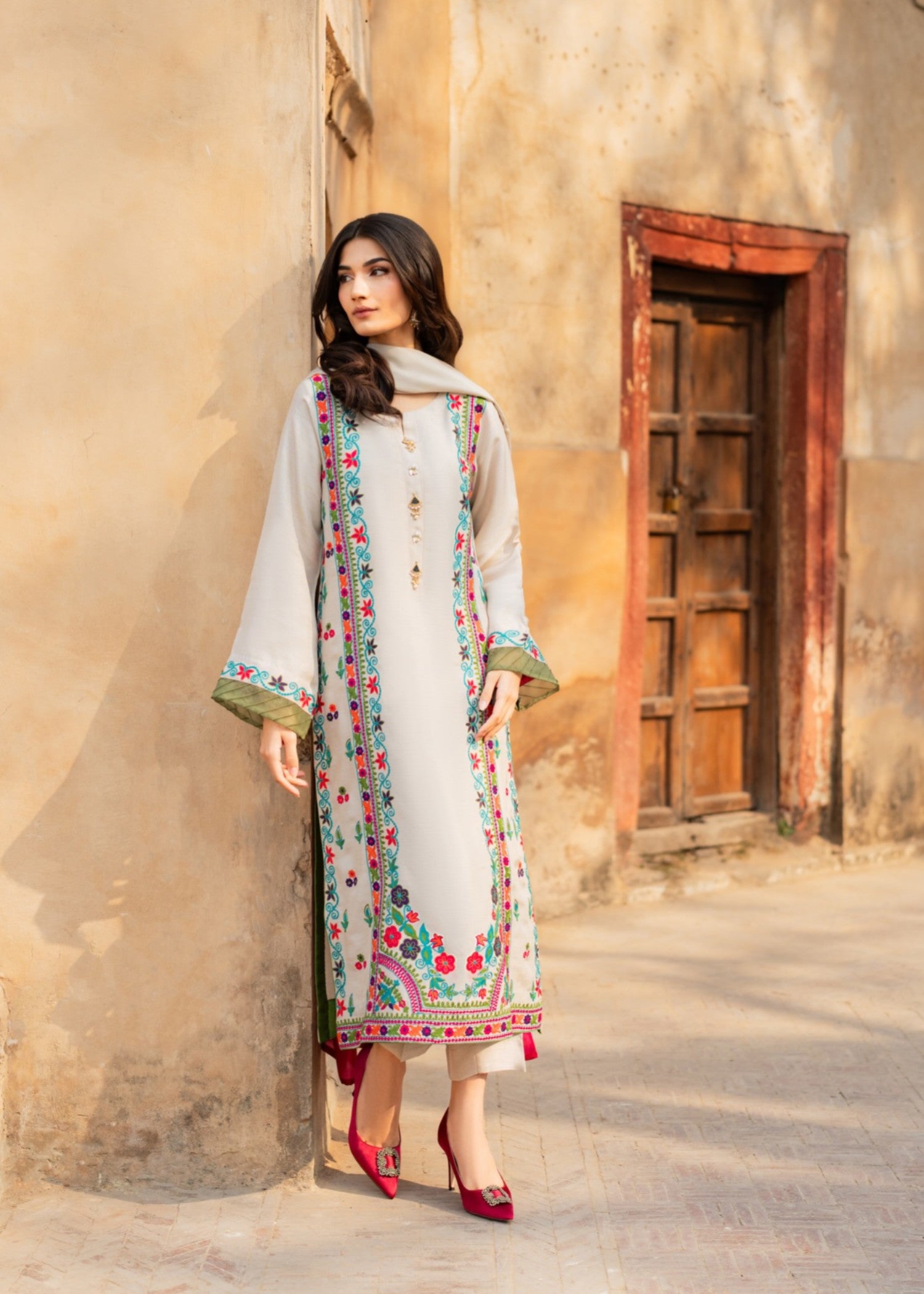 linen Kurta Set in Multi